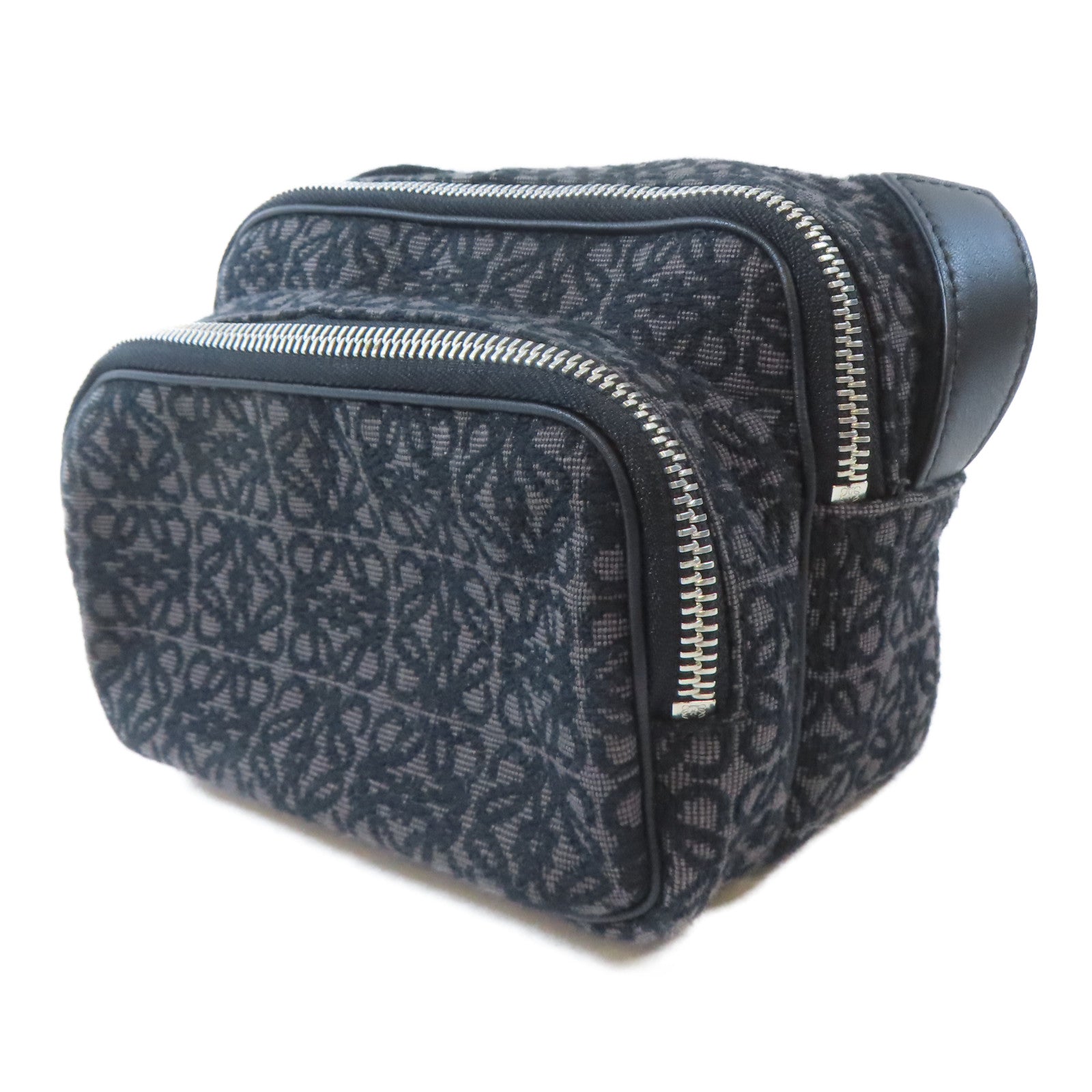 LOEWE 帆布Mini Anagram Camera銀扣肩背袋黑色