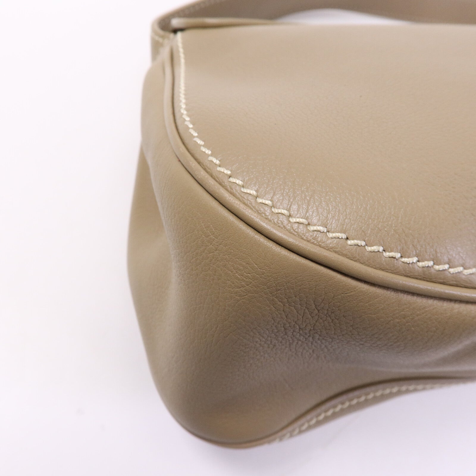 CELINE 皮革Polly Medium金扣肩背袋