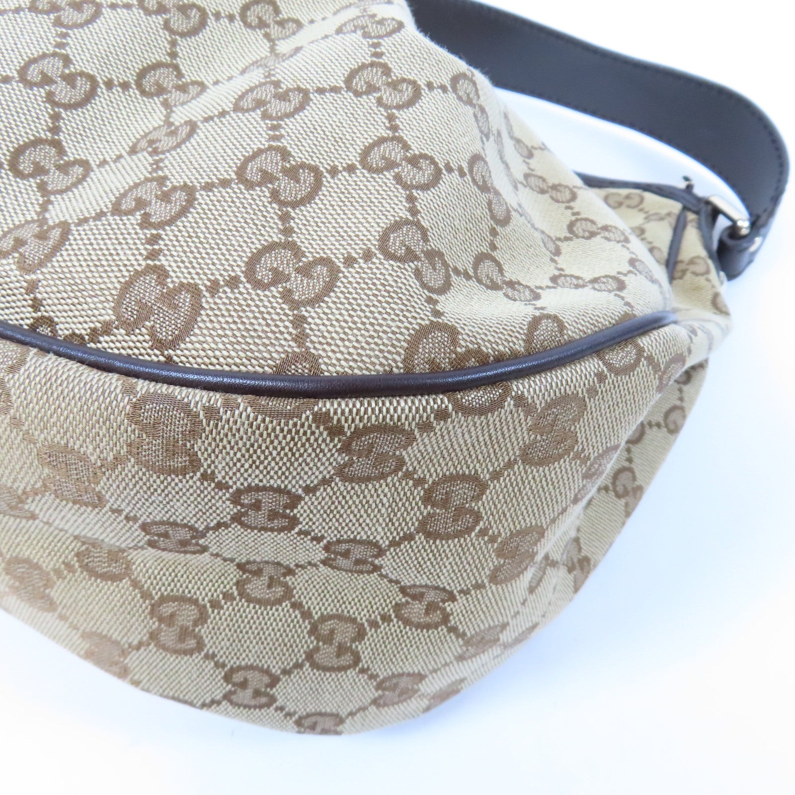 GUCCI 帆布Sukey金扣肩背袋啡色