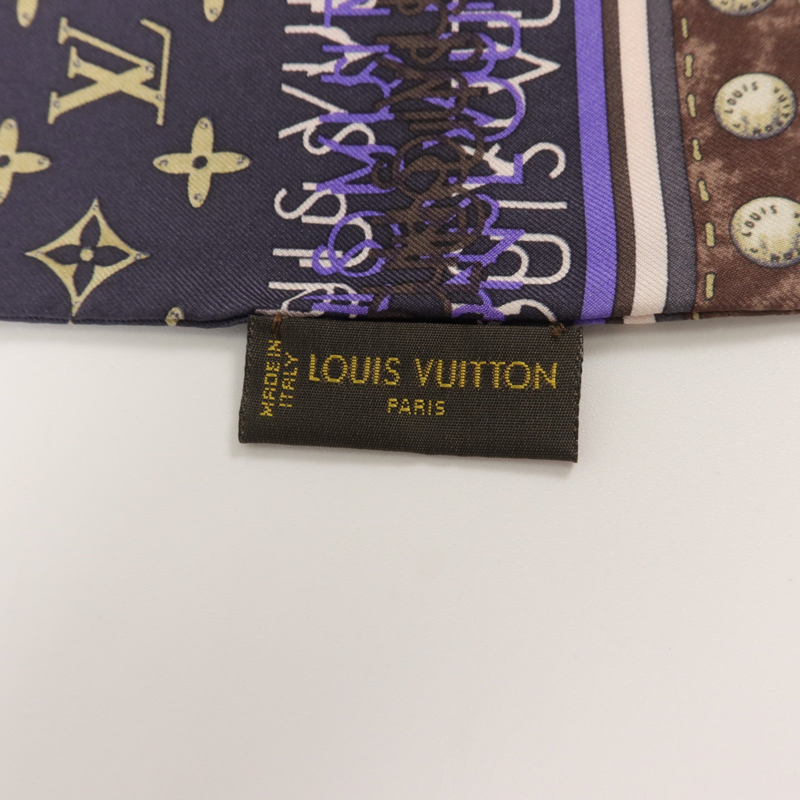 LOUIS VUITTON 絲質Bandeau Scarf 118X7cm絲巾