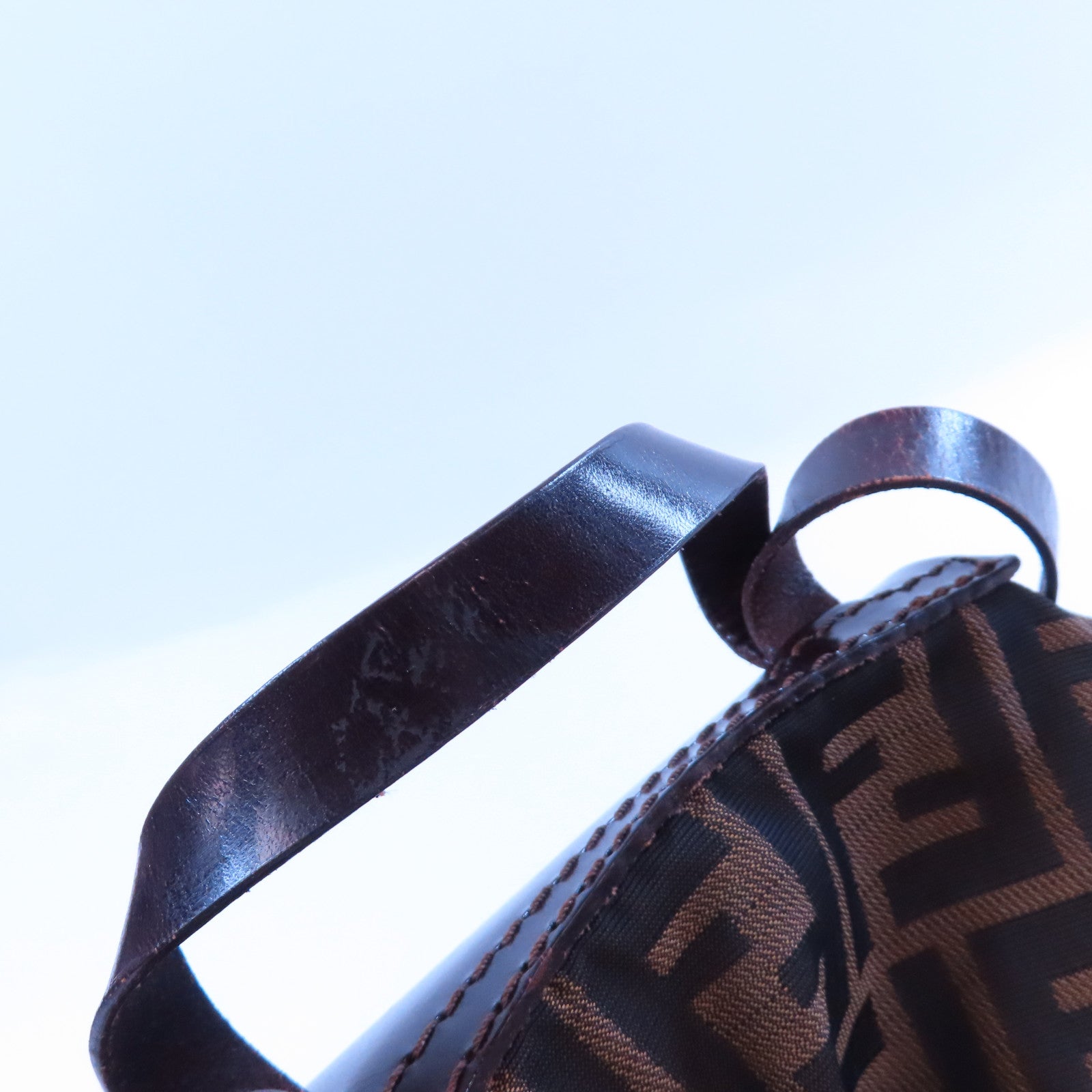 FENDI 牛皮皮革/帆布Backpack金扣背包