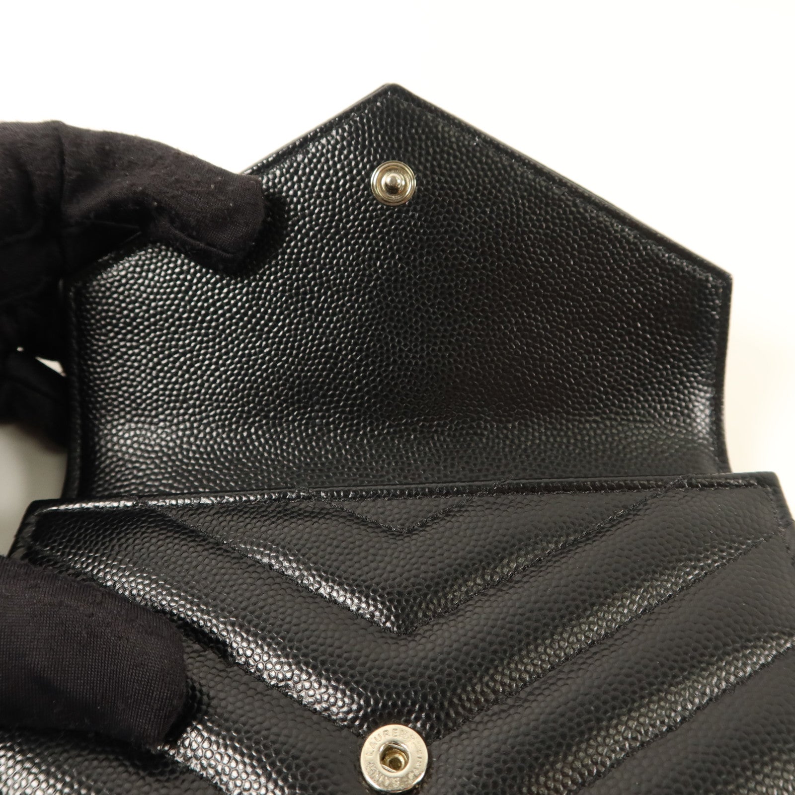 SAINT LAURENT 牛皮皮革Matelasse Small Envelope銀扣錢包