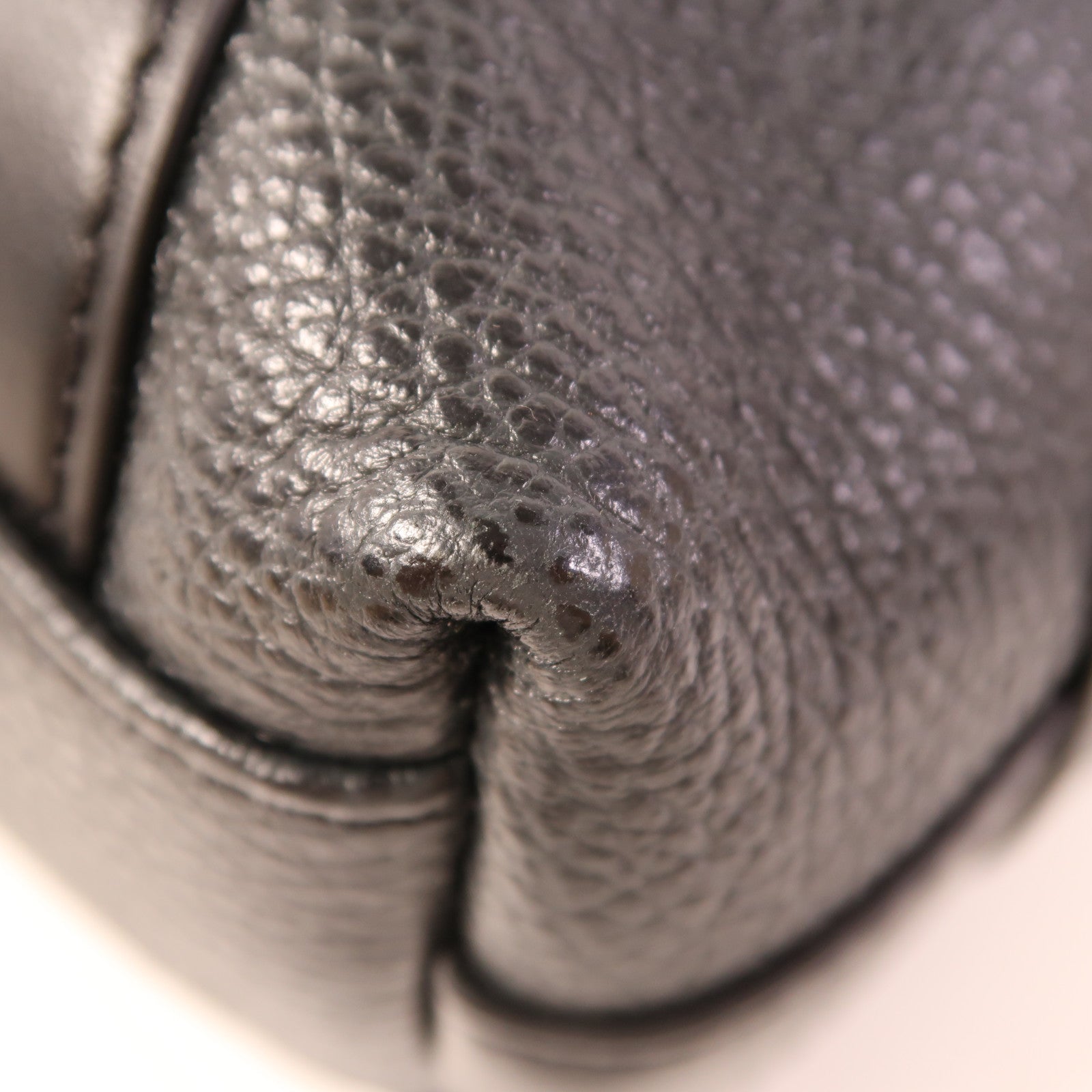 LOUIS VUITTON 羊皮皮革/牛皮皮革Biker PM銀扣手挽肩背兩用袋