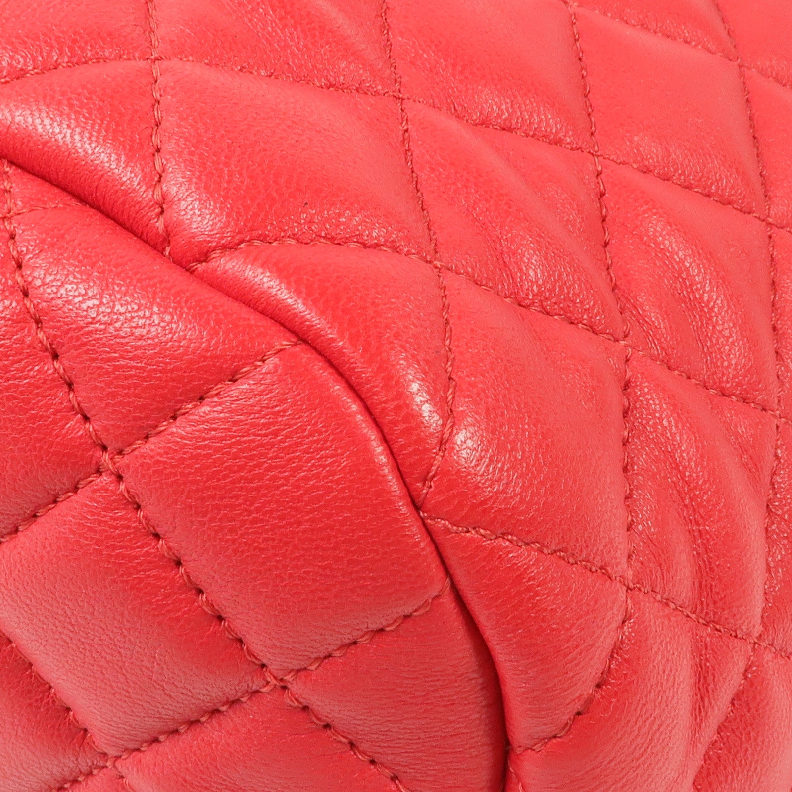 CHANEL 羊皮皮革Urban Spirit銀扣背包