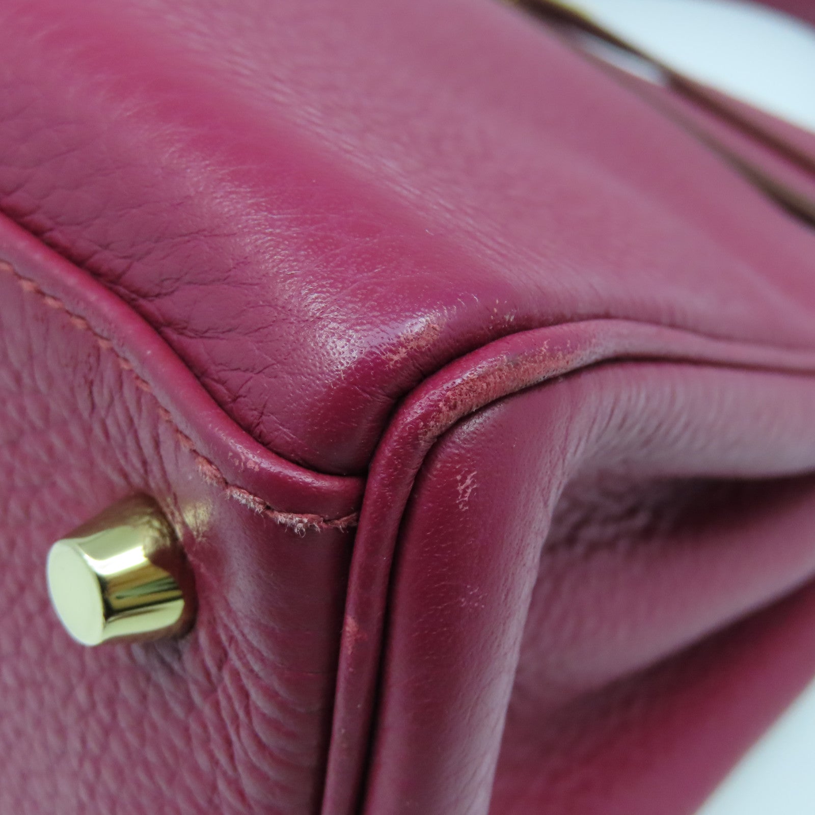 HERMES Clemence皮革Kelly 28金扣手挽袋Rubis红色