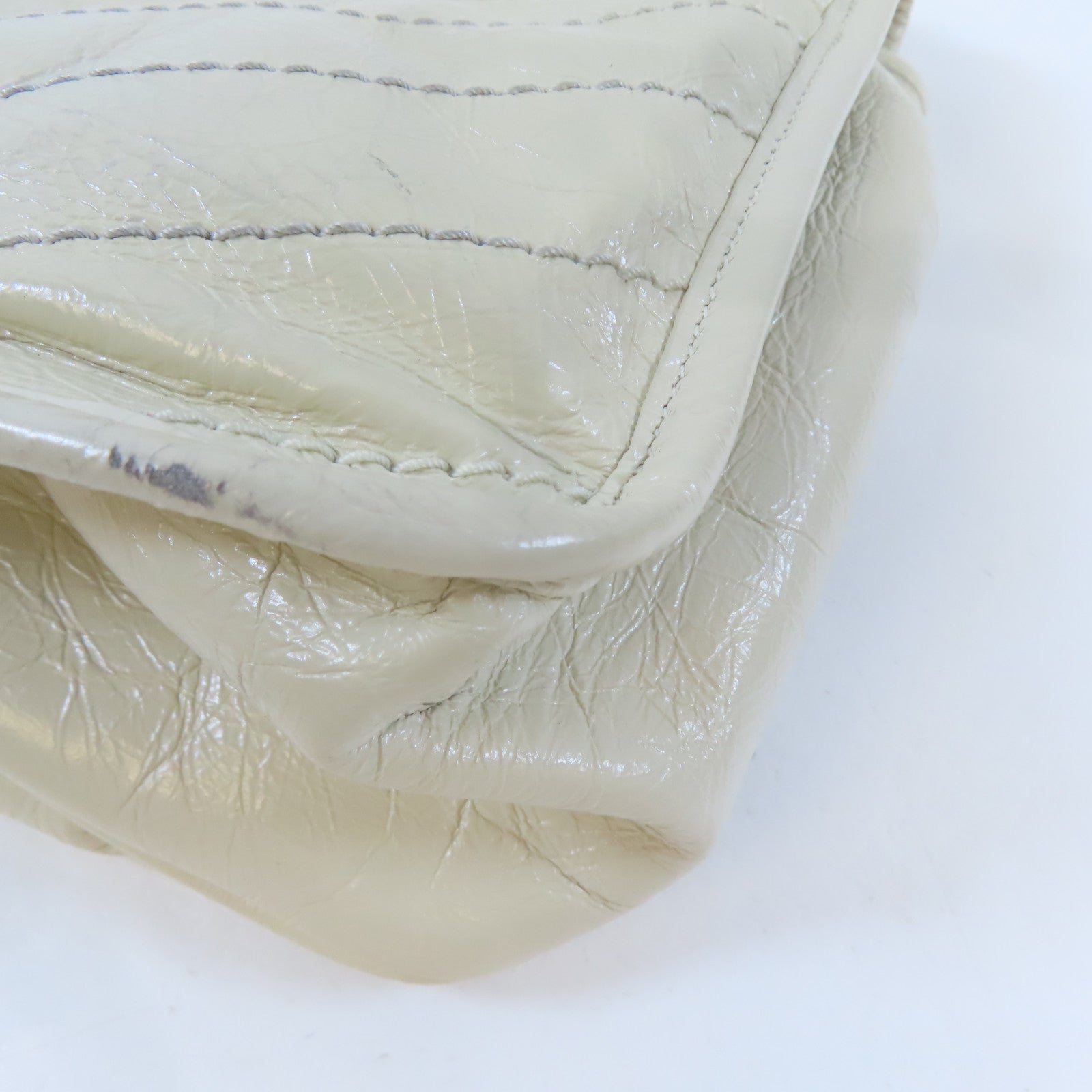 SAINT LAURENT 牛皮皮革Niki Medium銀扣鏈帶肩背袋米白色