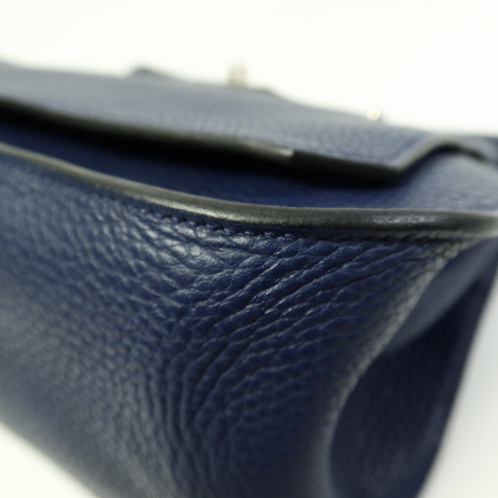 HERMES Clemence皮革Jypsiere 28肩背袋Bleu Saphir