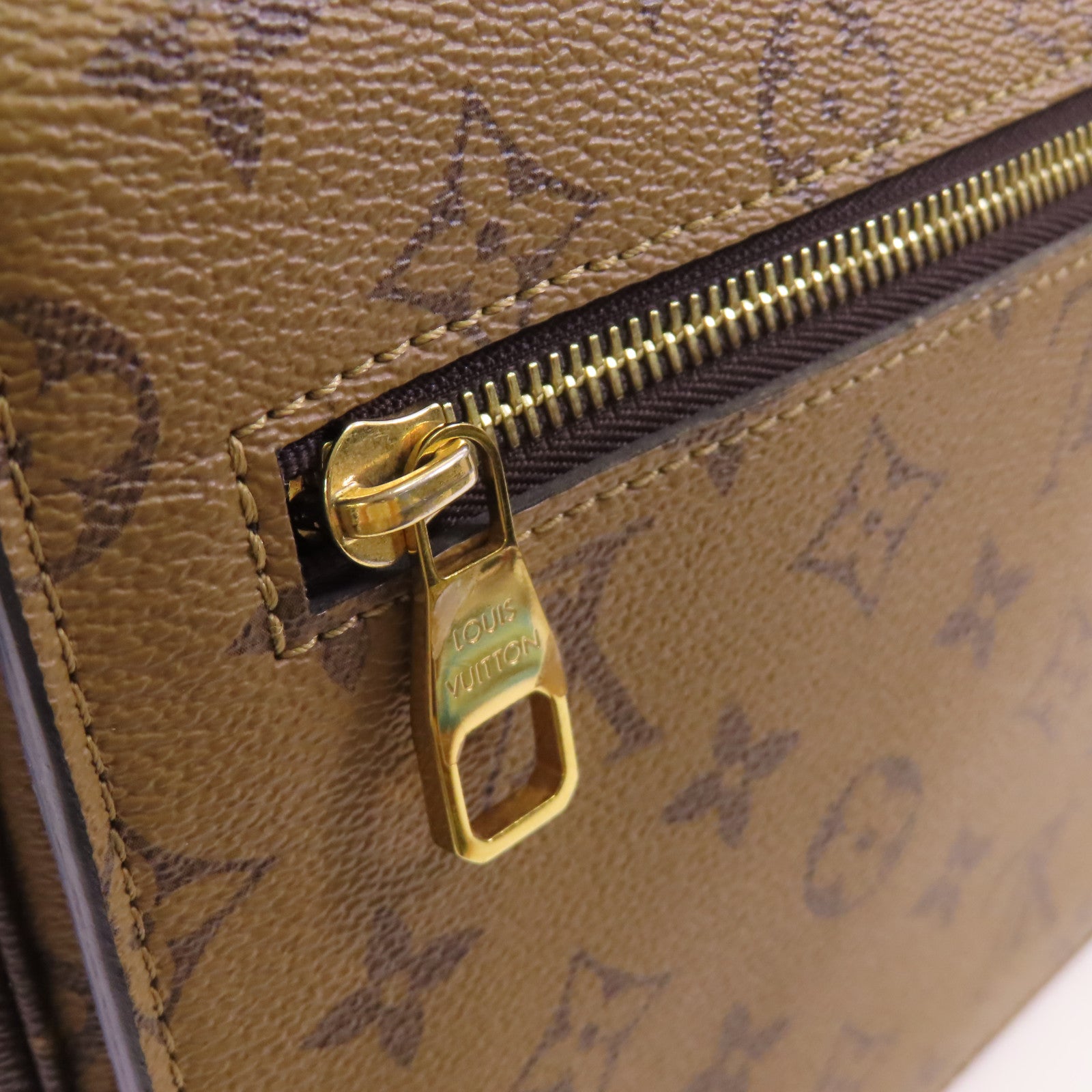 LOUIS VUITTON 【激減優惠】Monogram Reverse Pochette Metis金扣手挽肩背兩用袋