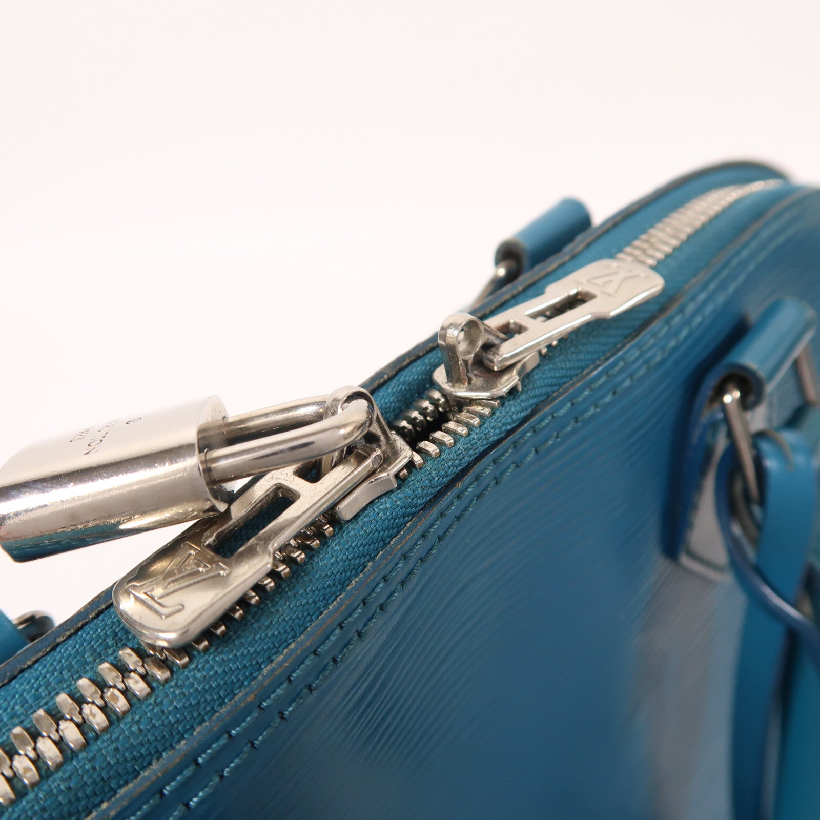 LOUIS VUITTON Epi Alma PM銀扣手挽袋