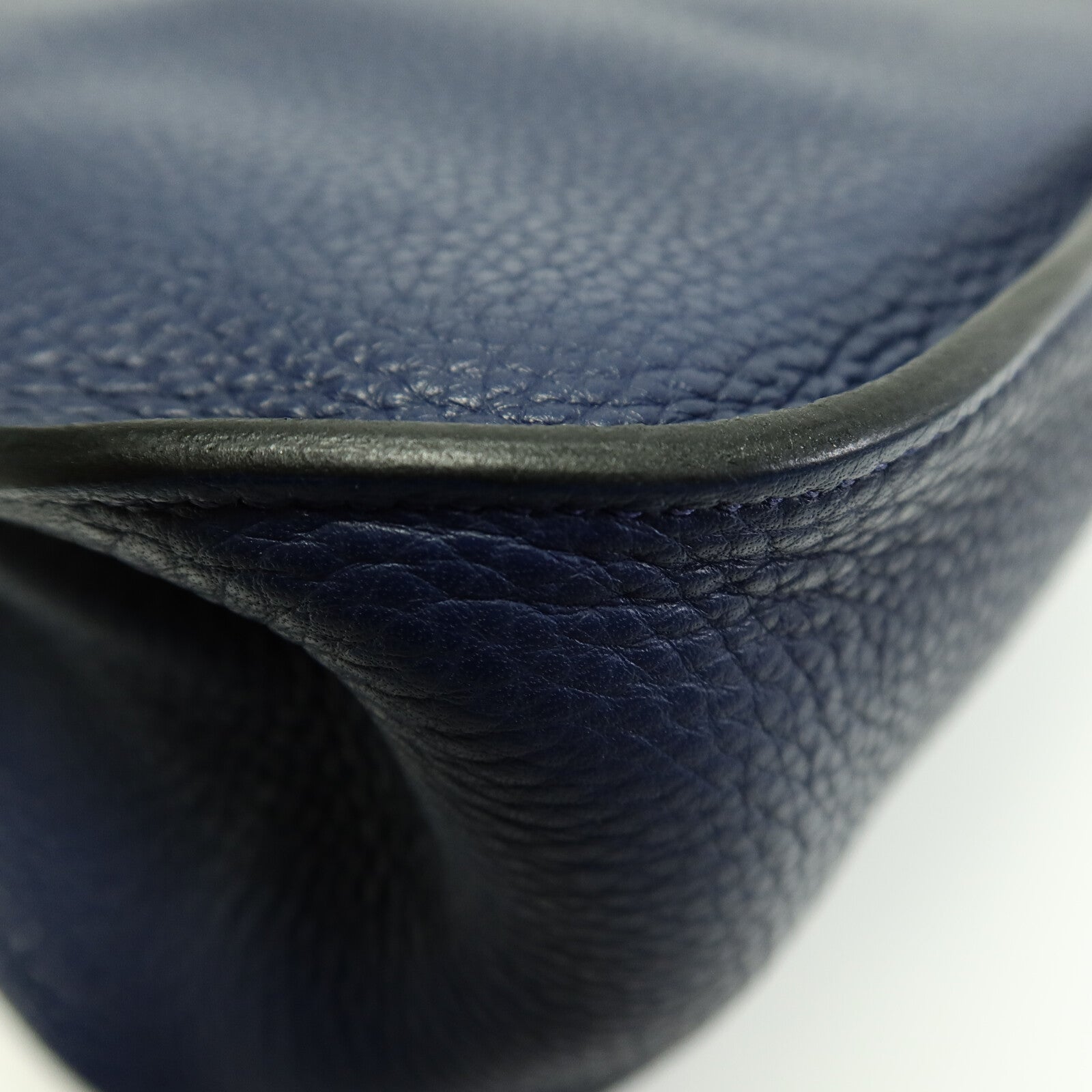 HERMES Clemence皮革Jypsiere 28肩背袋Bleu Saphir