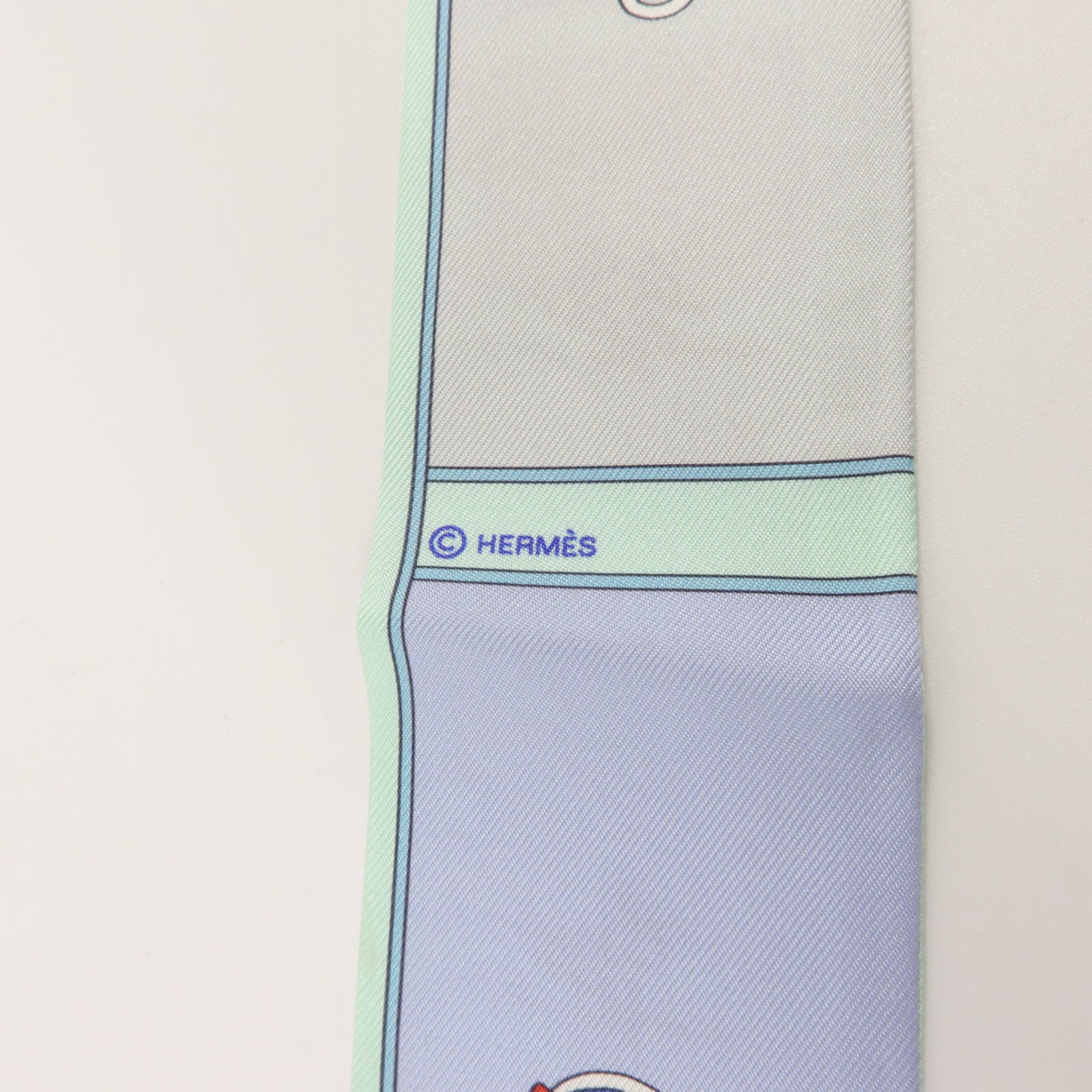 HERMES 絲質Twilly絲巾