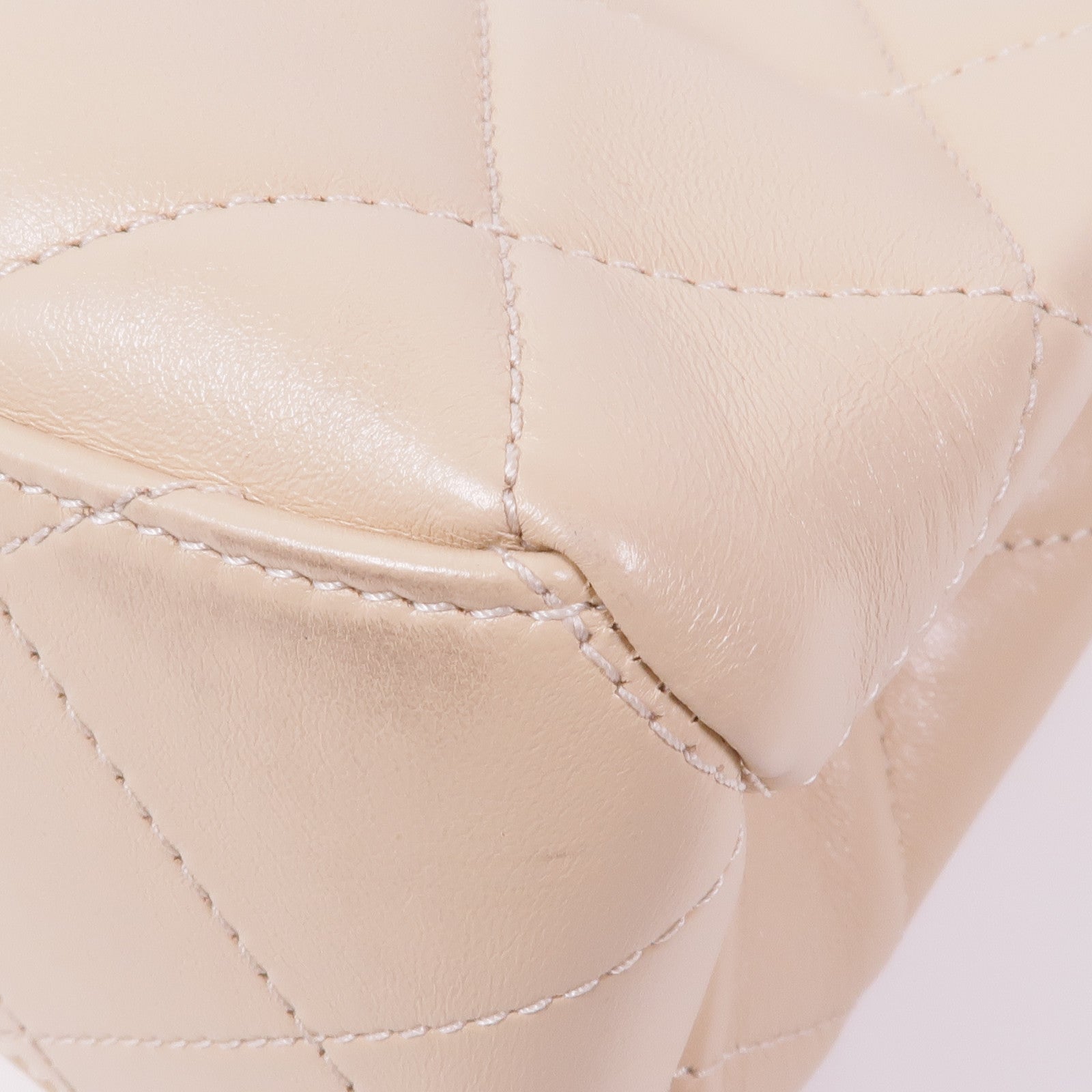 CHANEL 牛皮皮革Chain Shoulder金扣鏈帶肩背袋