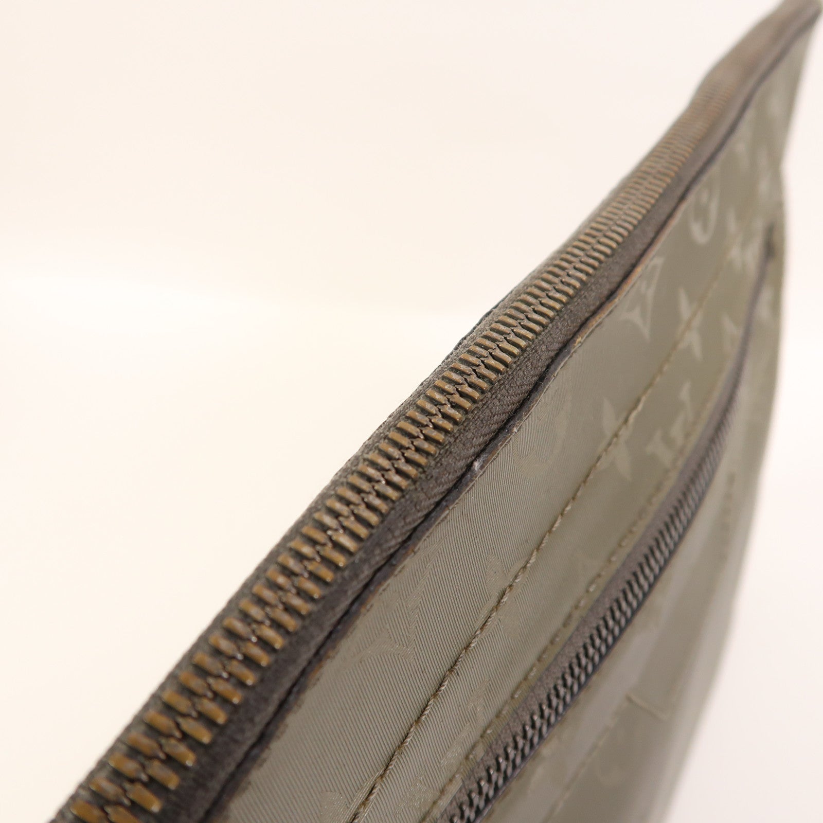 LOUIS VUITTON 【激減優惠】Monogram Titanium Pochette Cosmos金扣手拿包