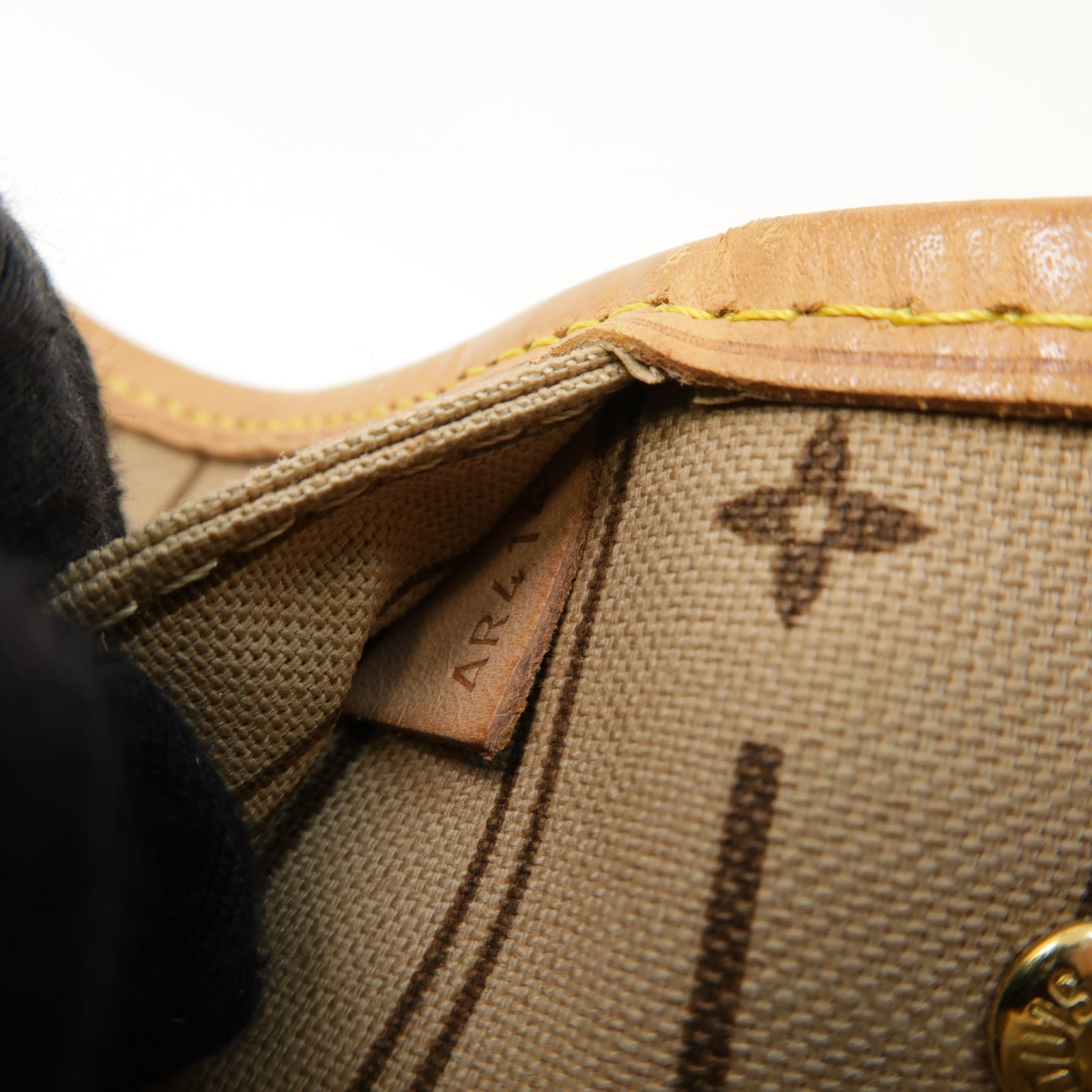 LOUIS VUITTON Monogram Neverfull PM金扣手挽袋啡色