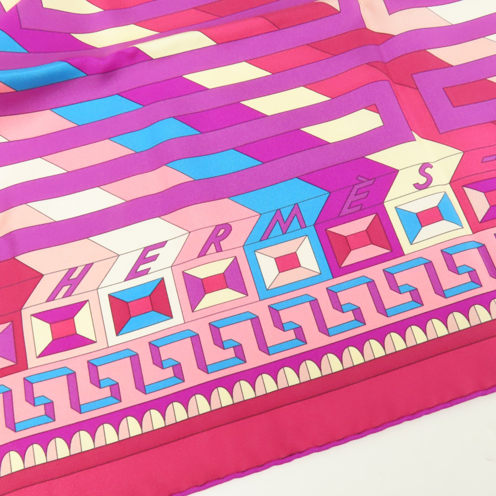 HERMES 絲質Scarf 90X90絲巾