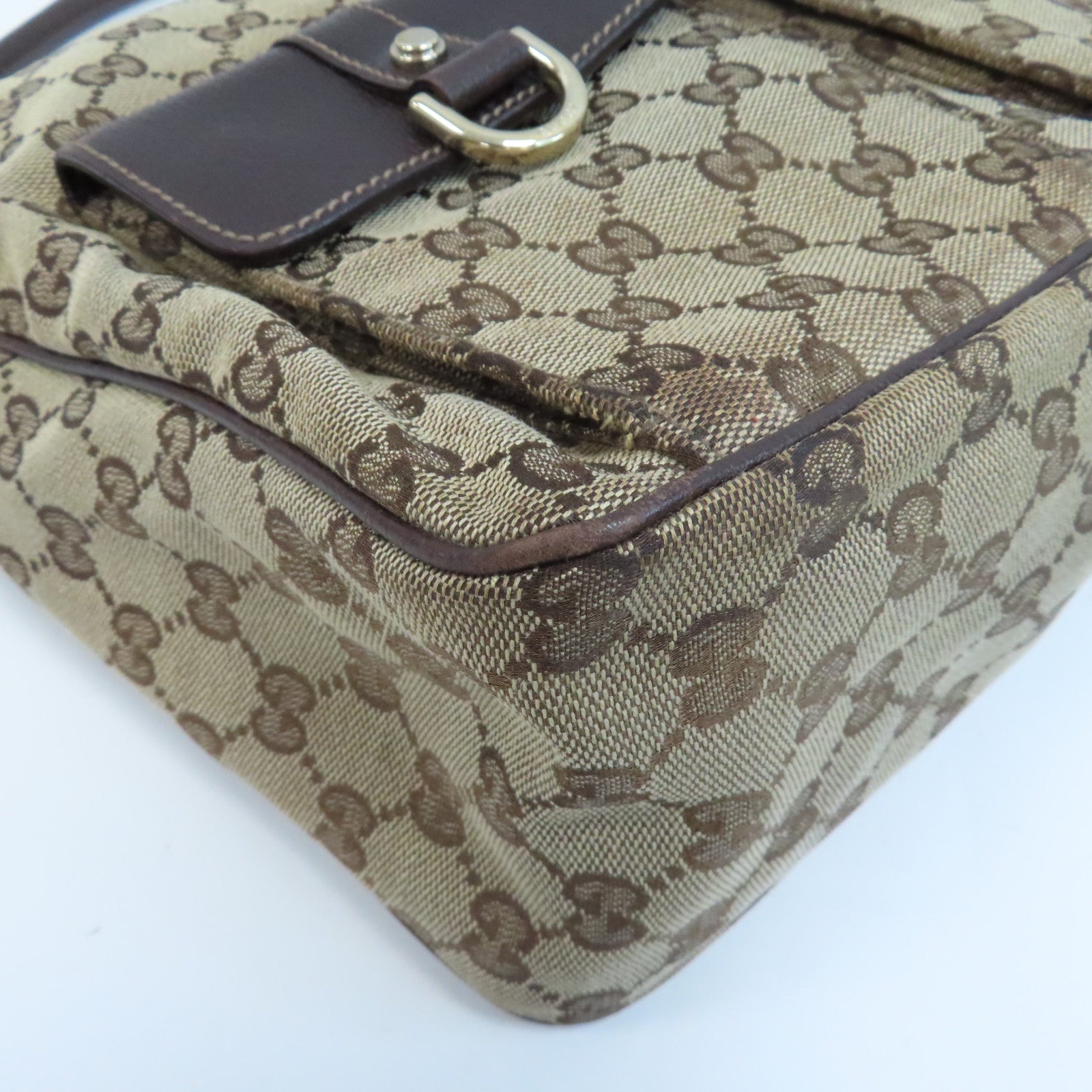 GUCCI 帆布Shoulder Bag金扣肩背袋啡色