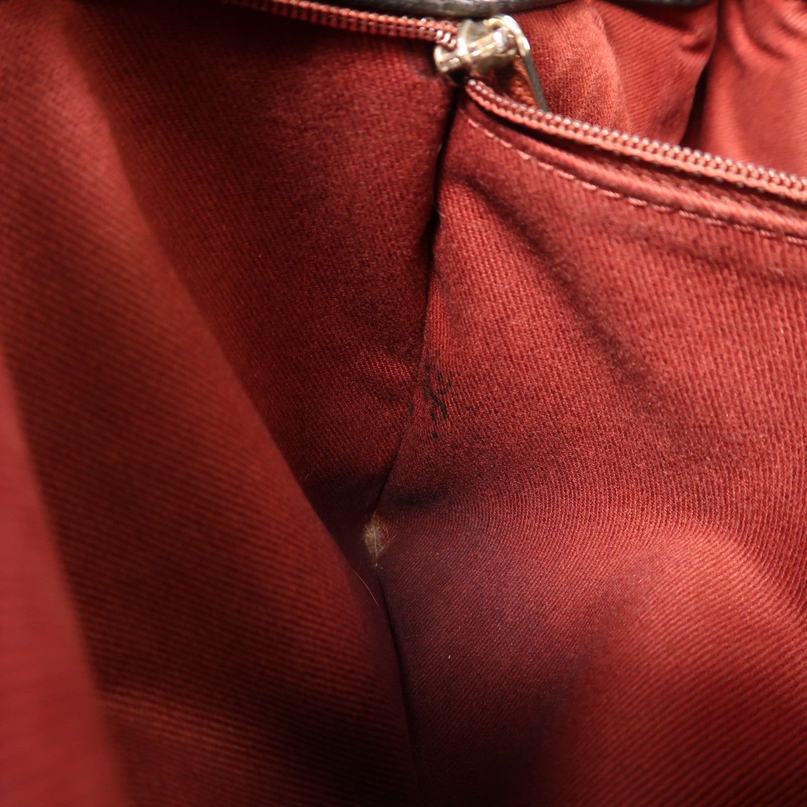 CHANEL 牛皮皮革Chain Shoulder銀扣鏈帶肩背袋