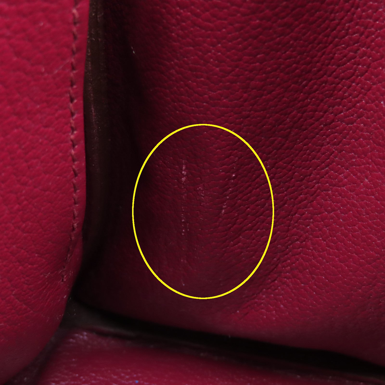 HERMES Clemence皮革Kelly 28金扣手挽袋Rubis红色