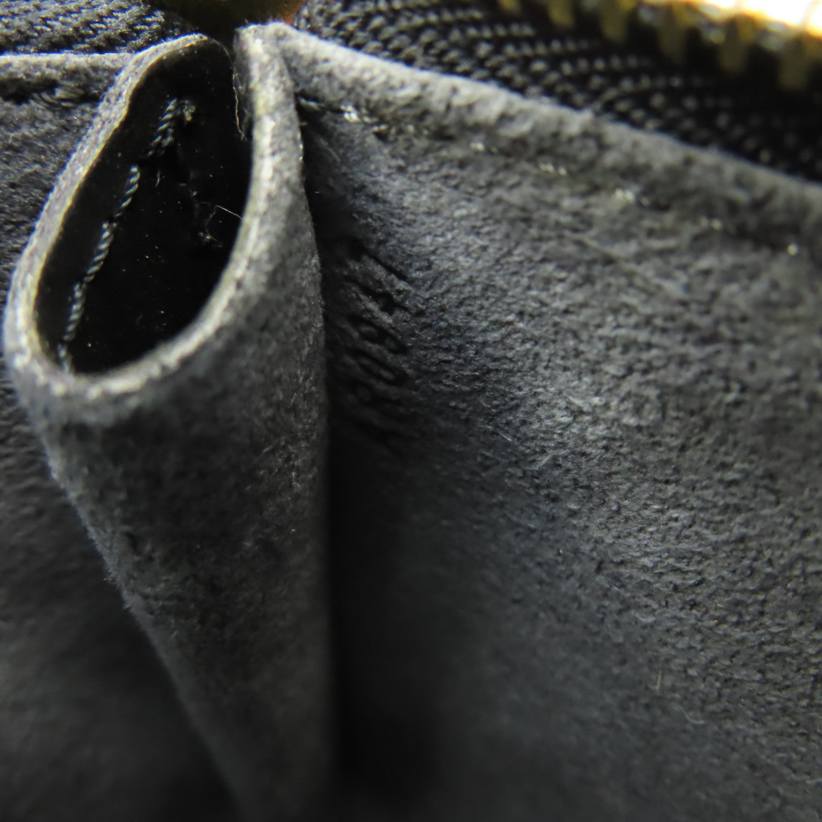 LOUIS VUITTON 【激減優惠】Epi Pochette Accessories Pouch金扣手拿包黑色