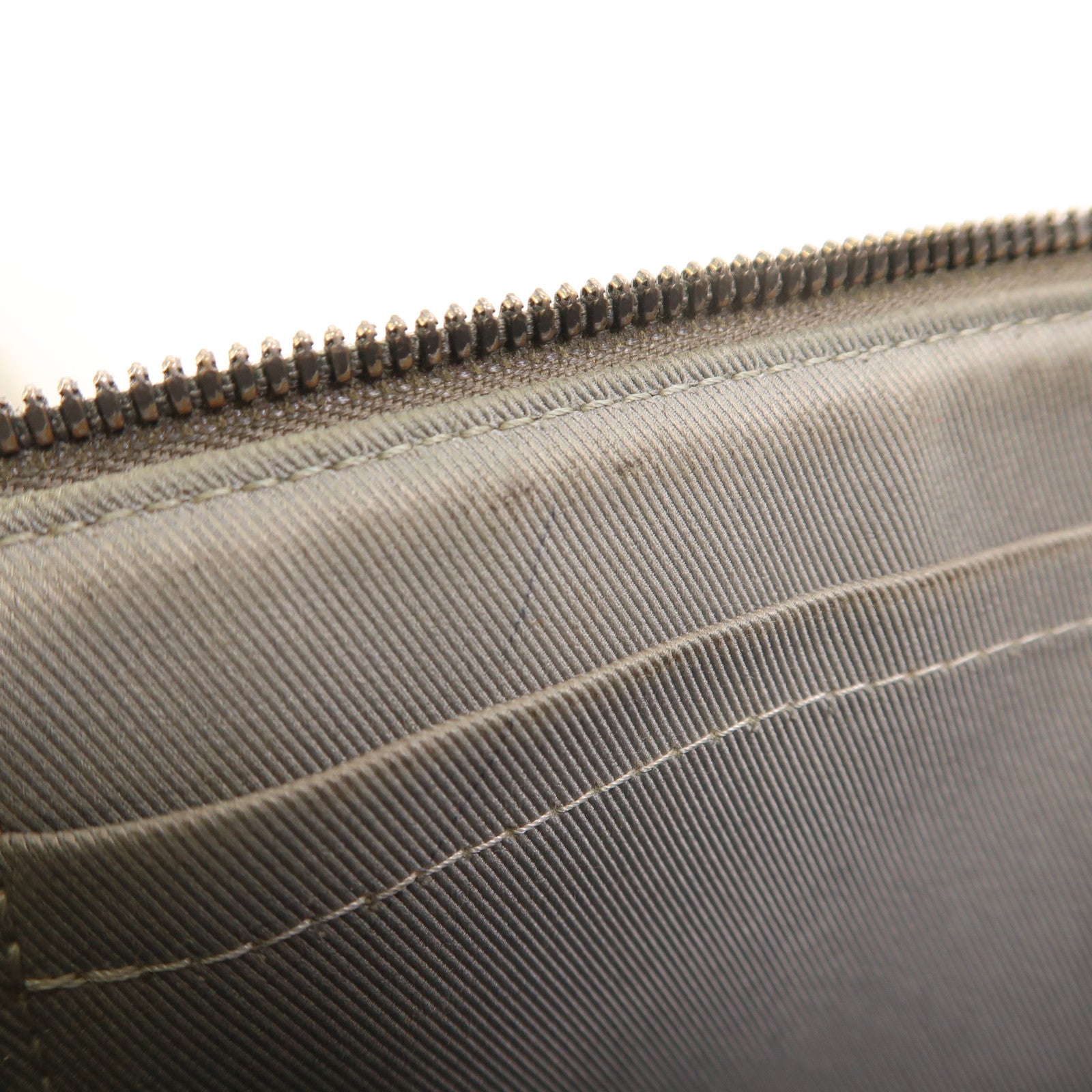 LOUIS VUITTON 【激減優惠】Monogram Titanium Pochette Cosmos金扣手拿包
