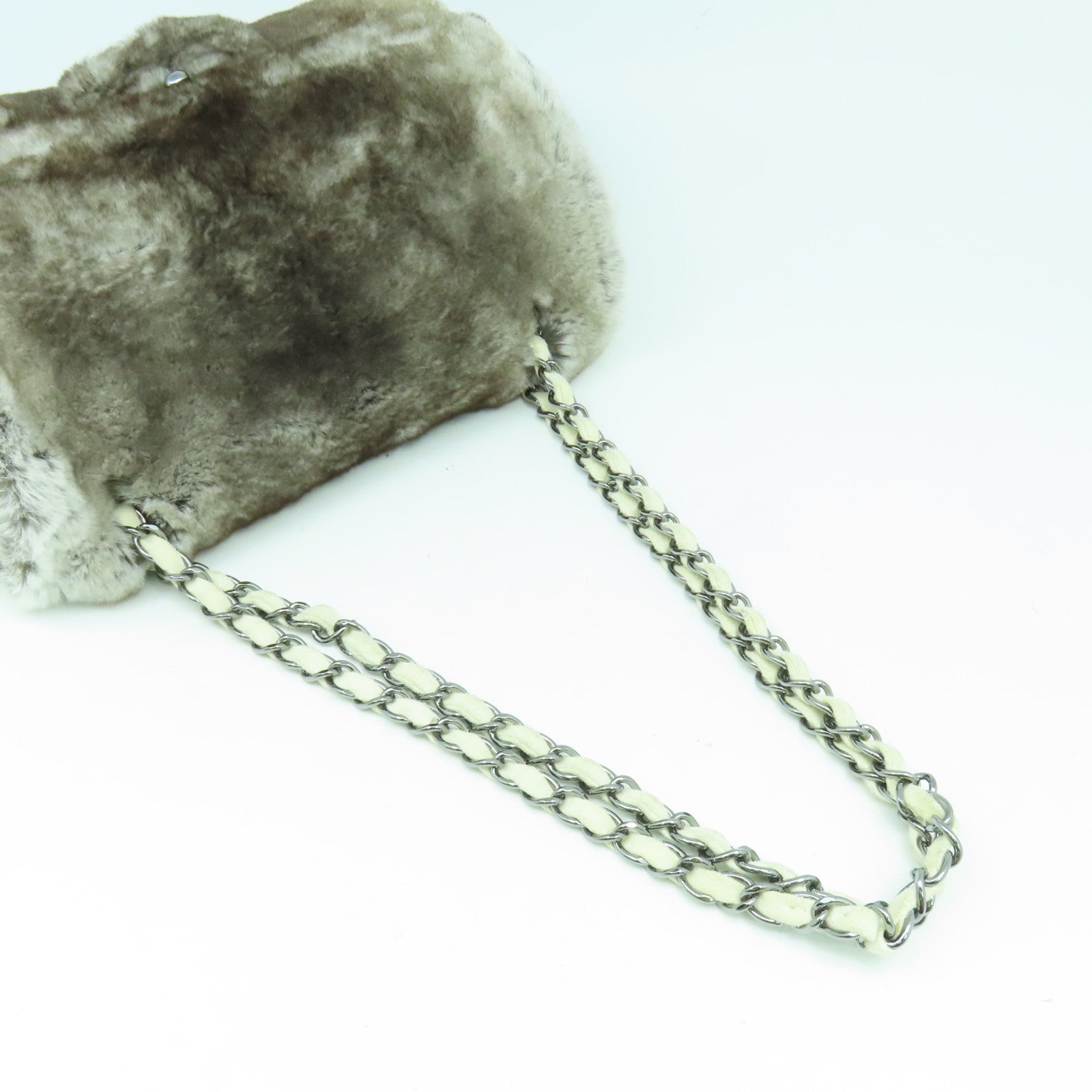 CHANEL 【激減優惠】Fur Chain Shoulder Bag銀扣鏈帶肩背袋啡色/白色