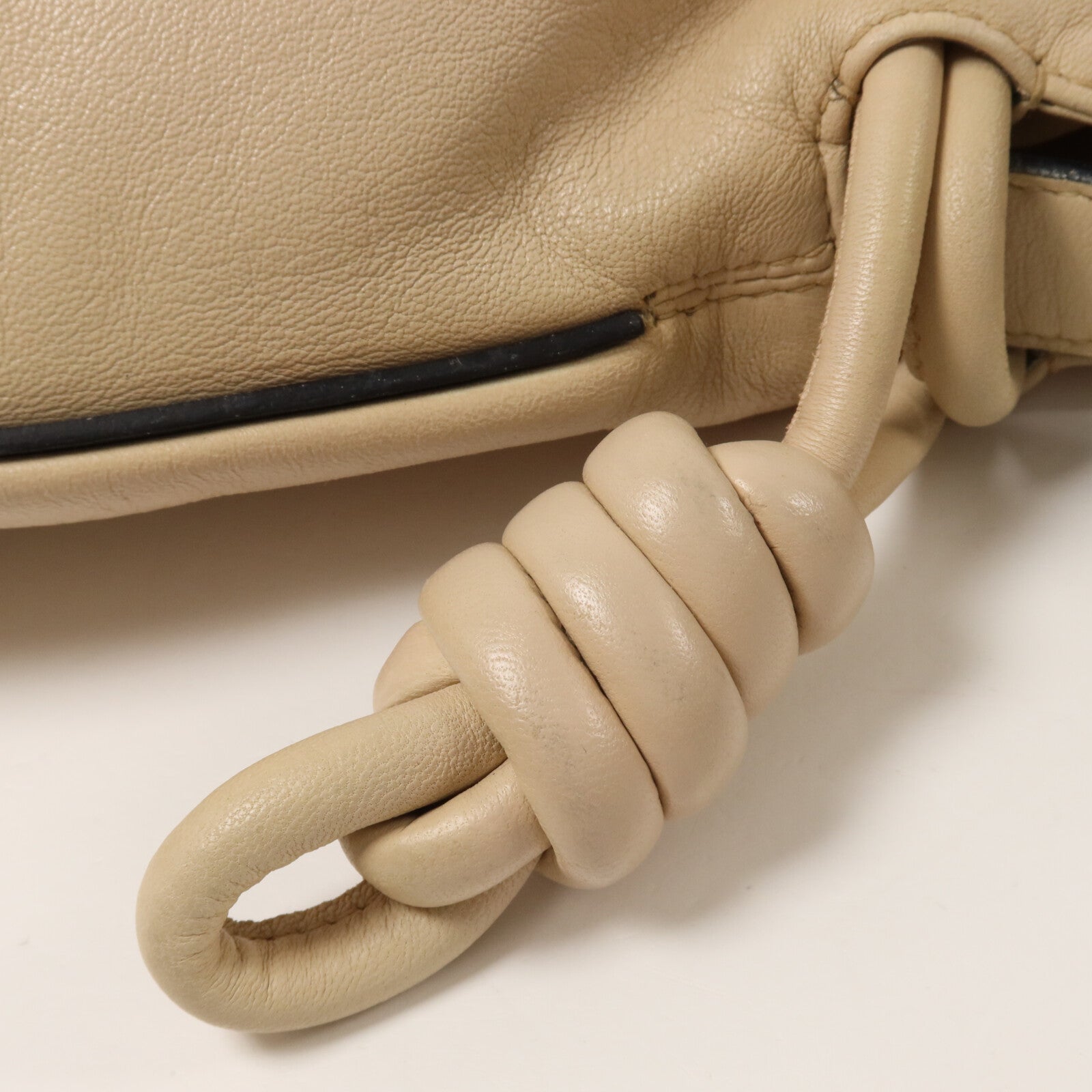 LOEWE 羊皮皮革Mini Flamenco Clutch肩背袋