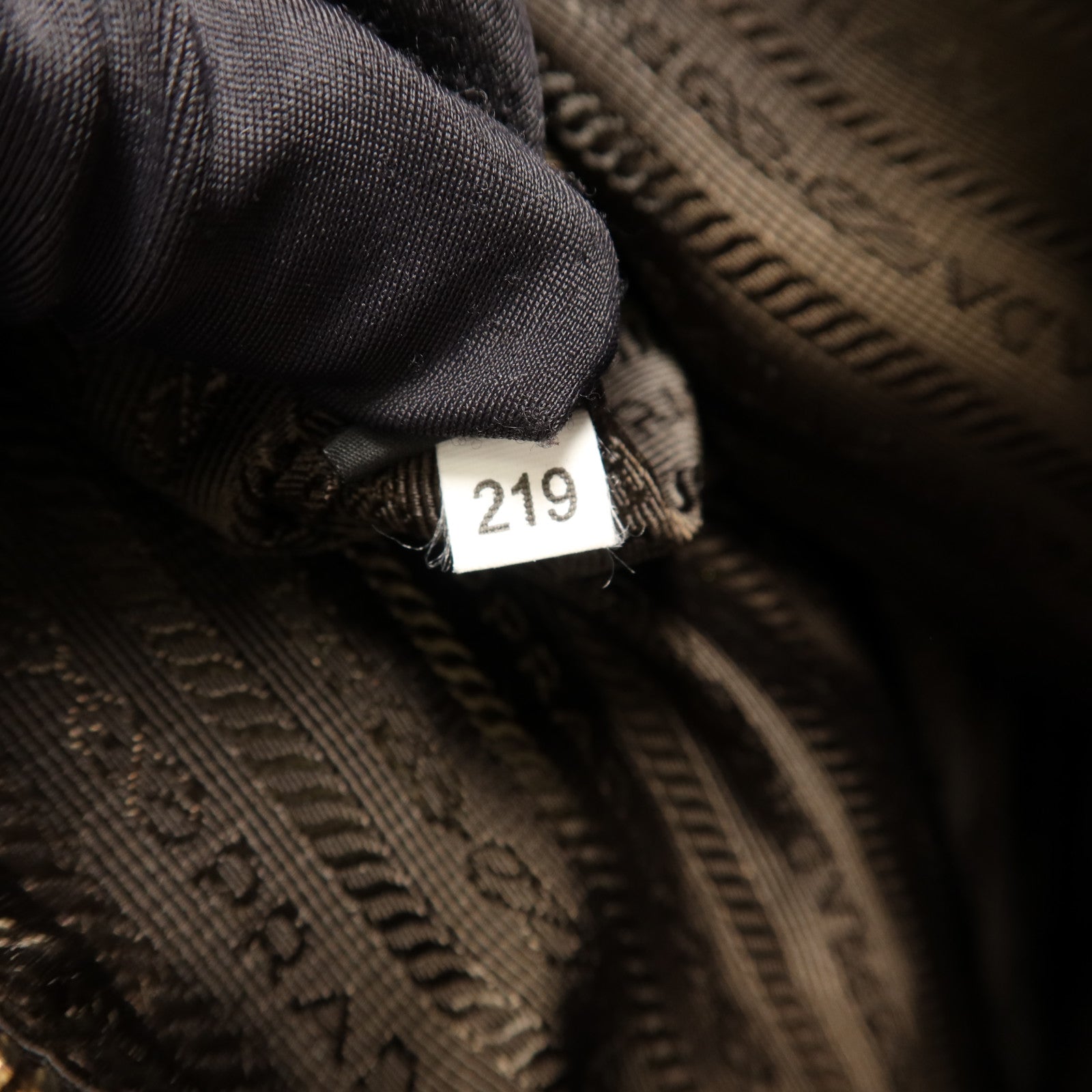 PRADA 牛皮皮革2 way Shoulder金扣手挽肩背兩用袋