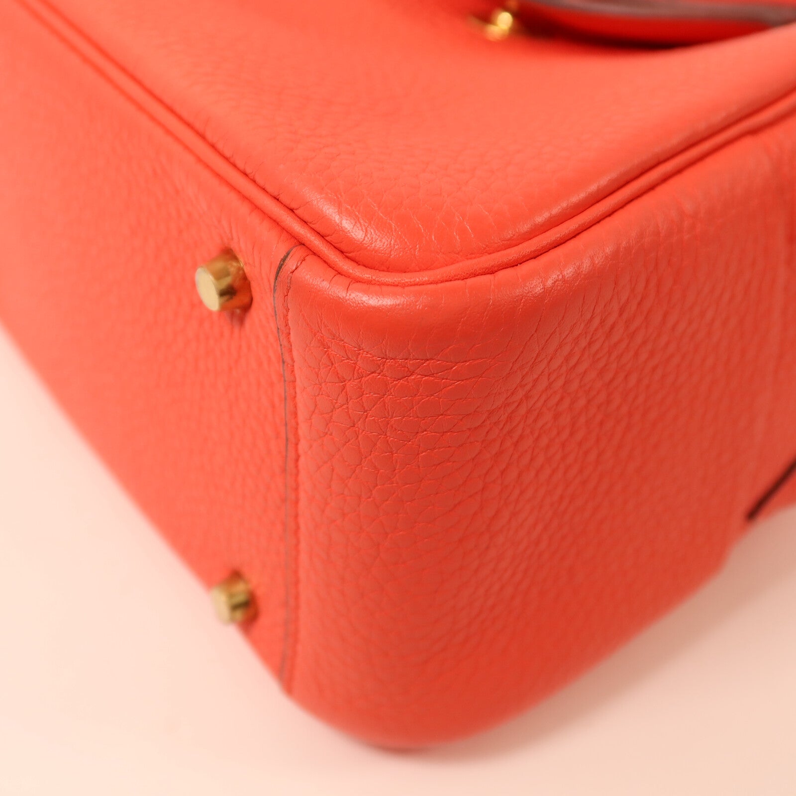 HERMES Clemence皮革Mini Lindy金扣肩背袋Rose Texas