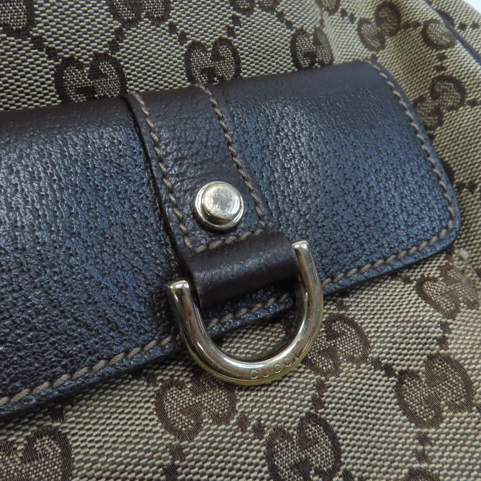 GUCCI 帆布Shoulder Bag金扣肩背袋啡色