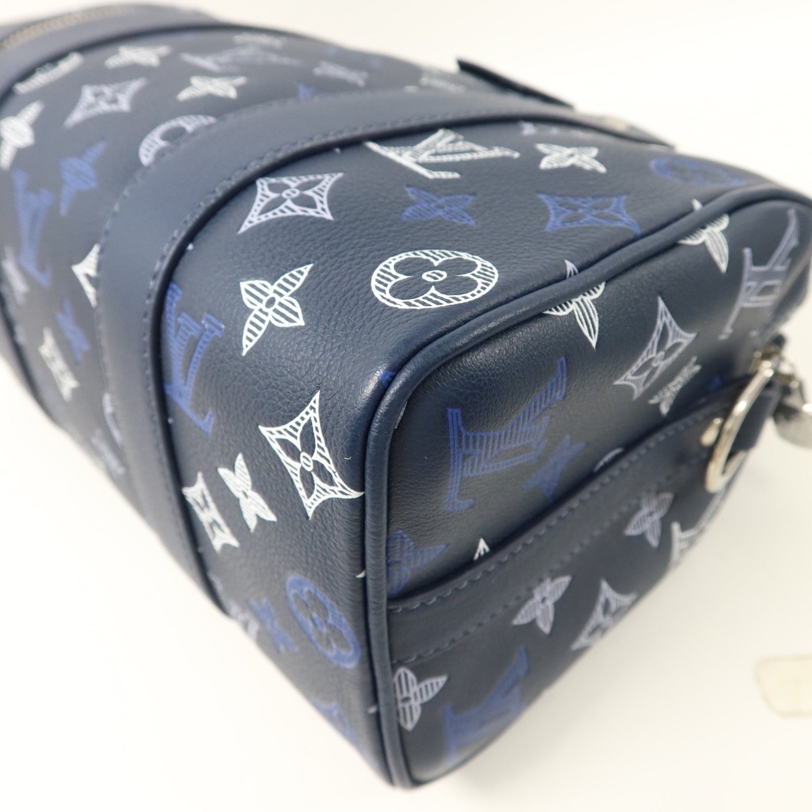 LOUIS VUITTON Monogram Shadow City Keepall肩背袋