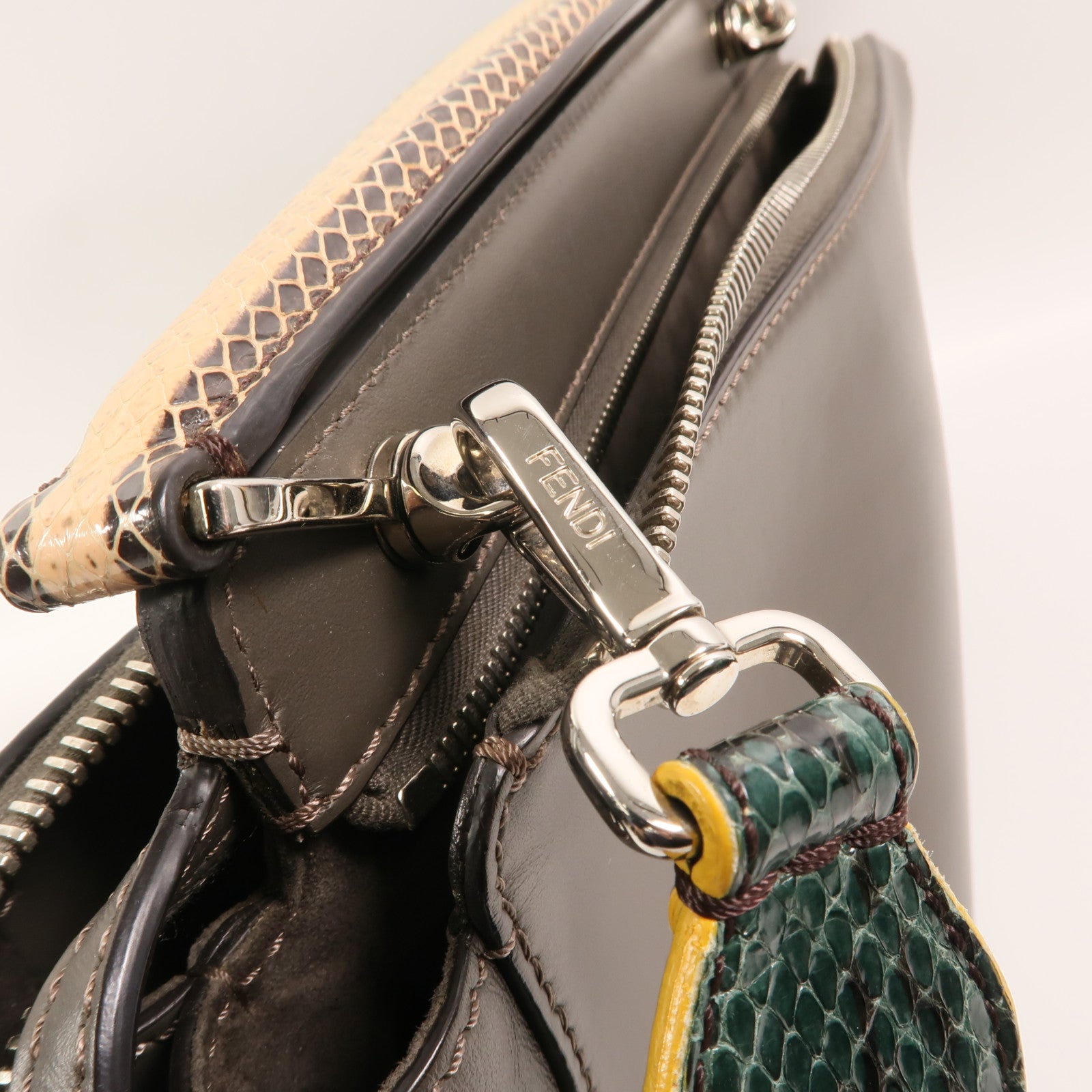 FENDI 牛皮皮革Dotcom手挽肩背兩用袋