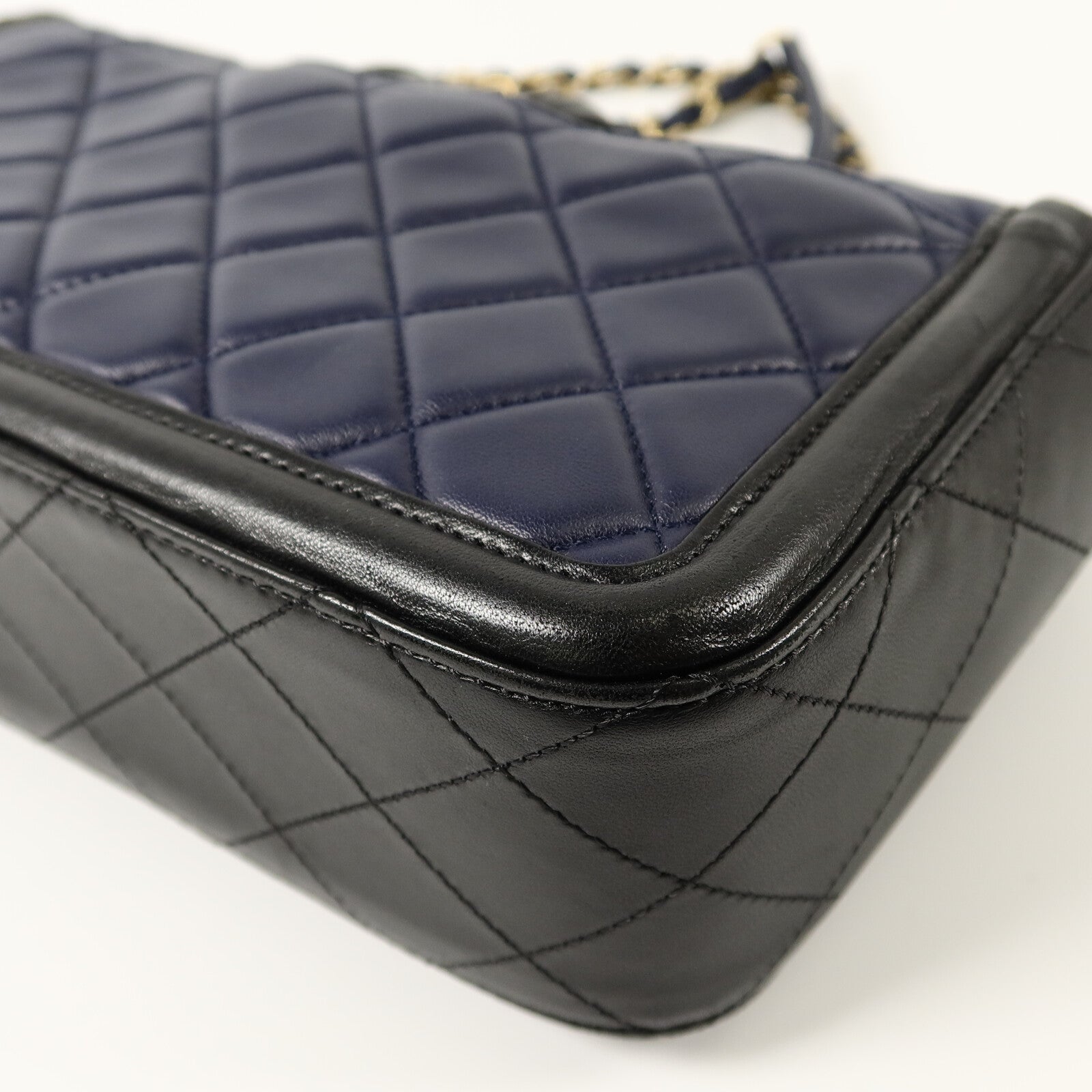 CHANEL 羊皮皮革Chain Shoulder Chain Shoulder Bag