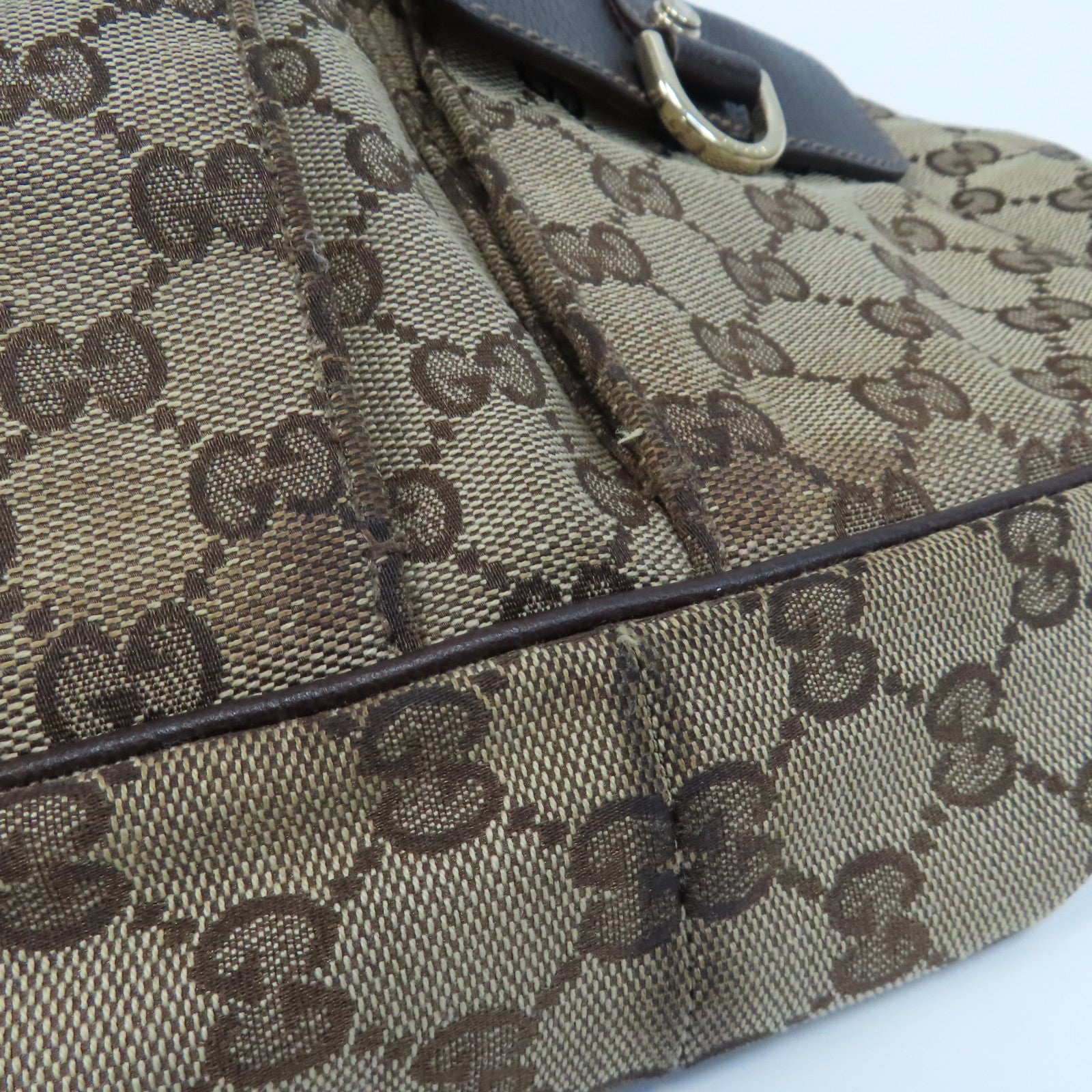 GUCCI 帆布Shoulder Bag金扣肩背袋啡色