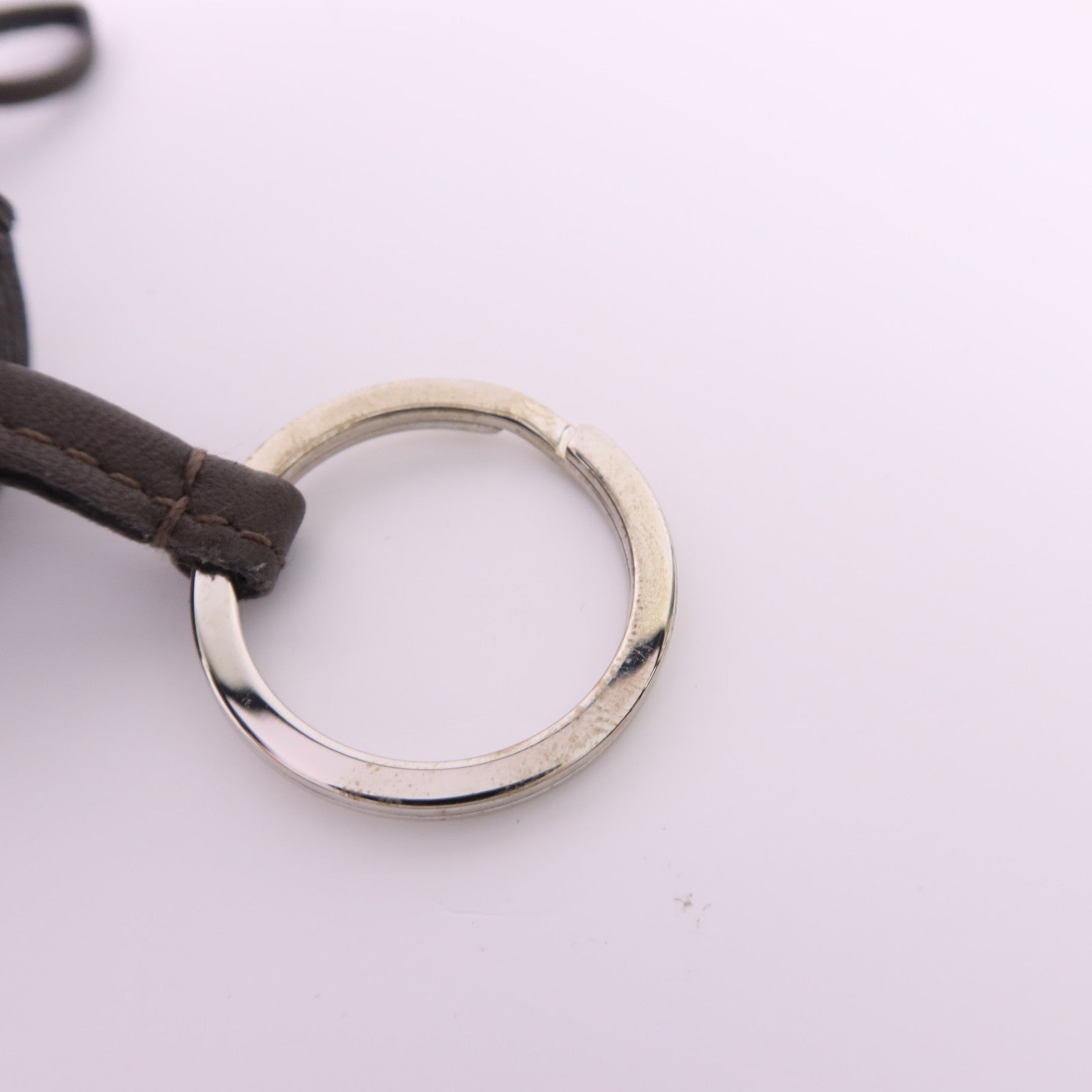 HERMES Milo皮革Carmen銀扣鎖匙扣