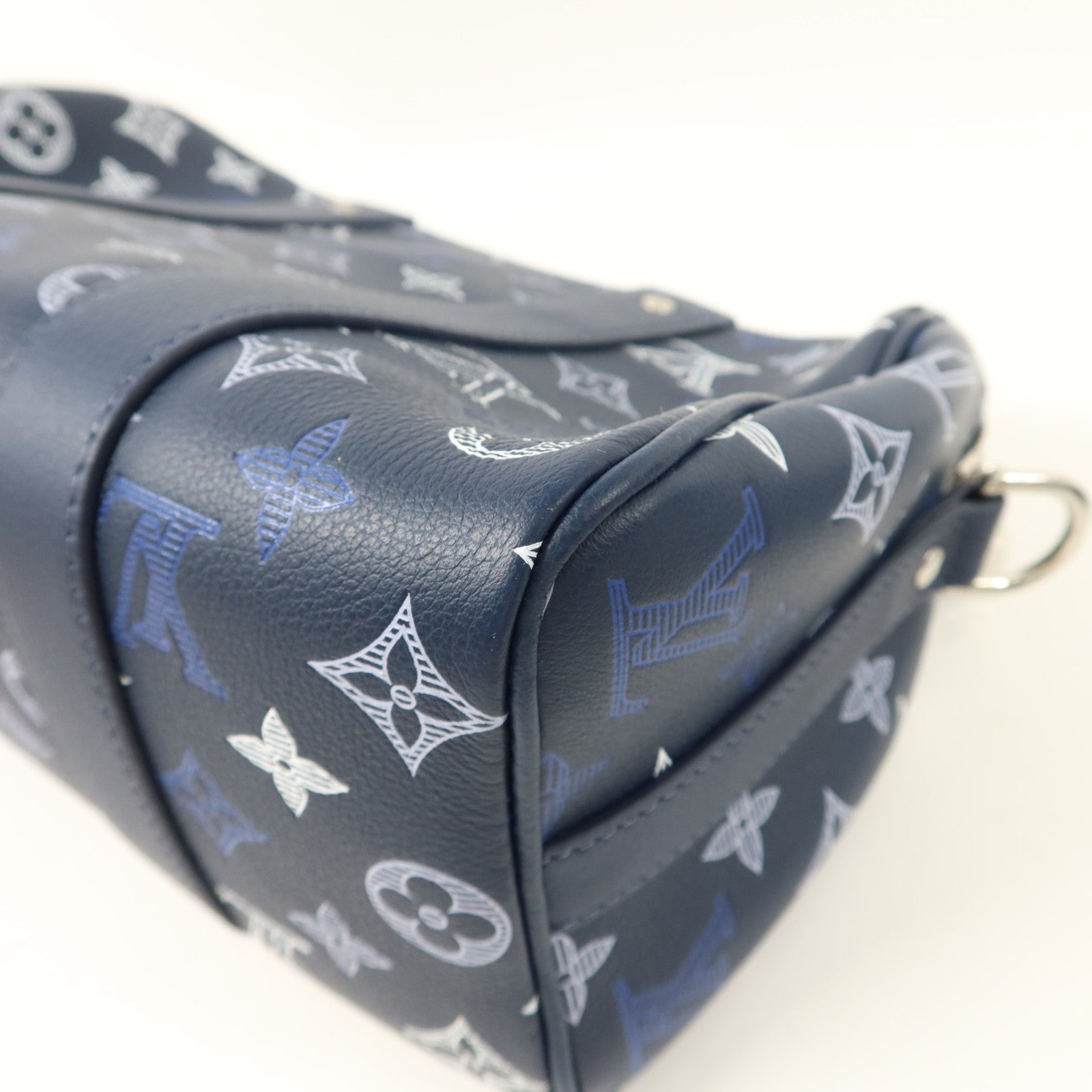 LOUIS VUITTON Monogram Shadow City Keepall肩背袋