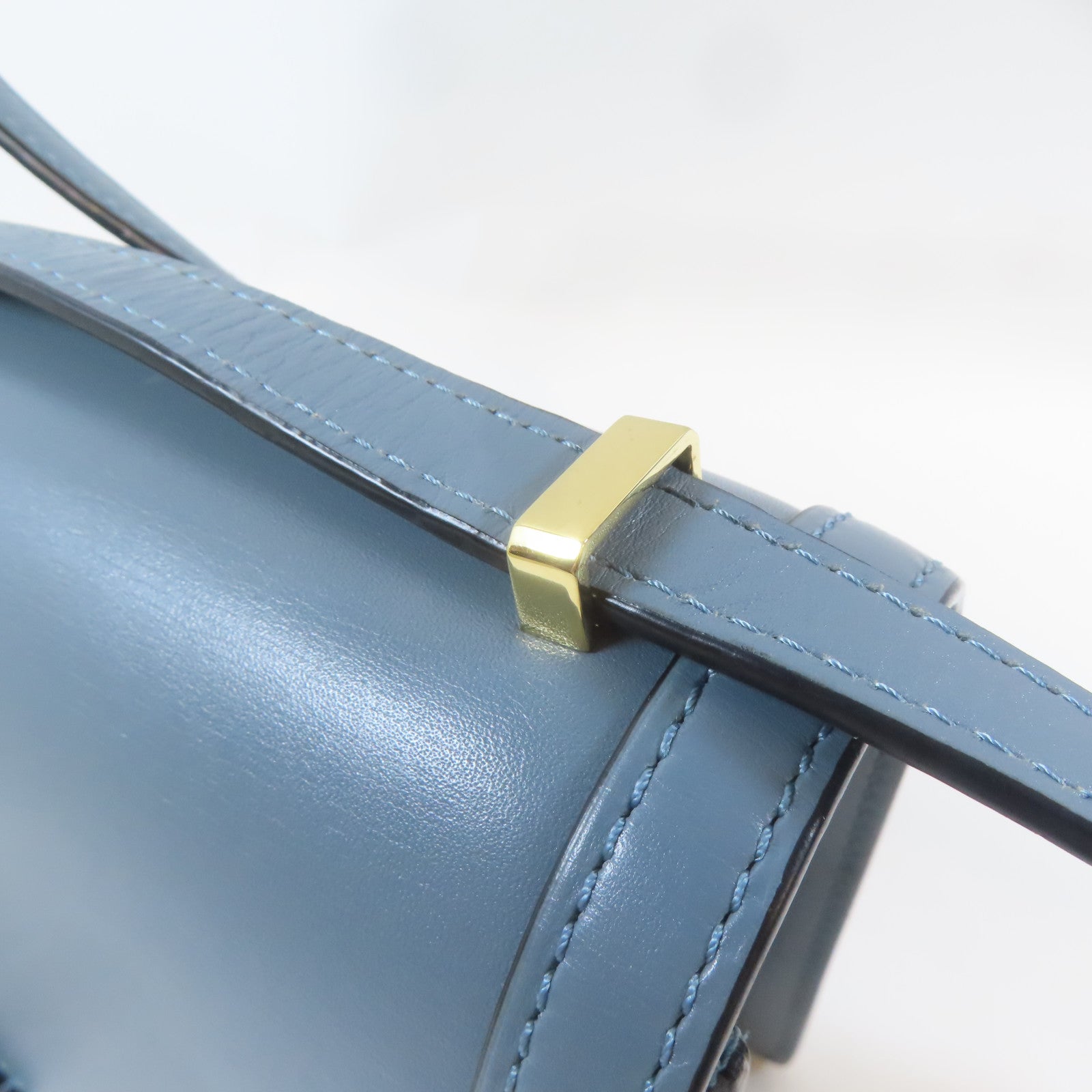 LOEWE 牛皮皮革Barcelona金扣肩背袋藍色