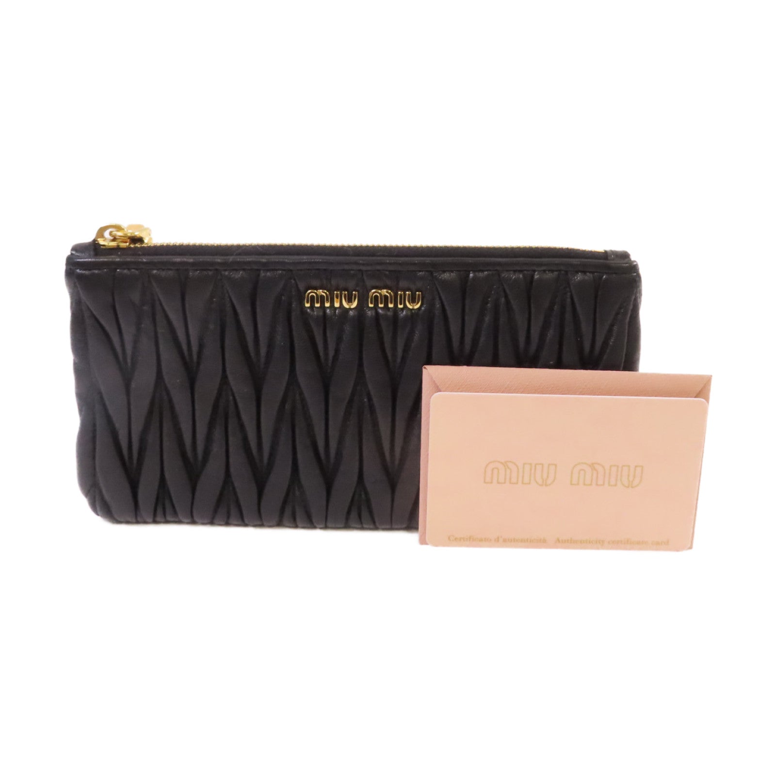 Miu Miu 羊皮皮革Pouch金扣手拿包黑色