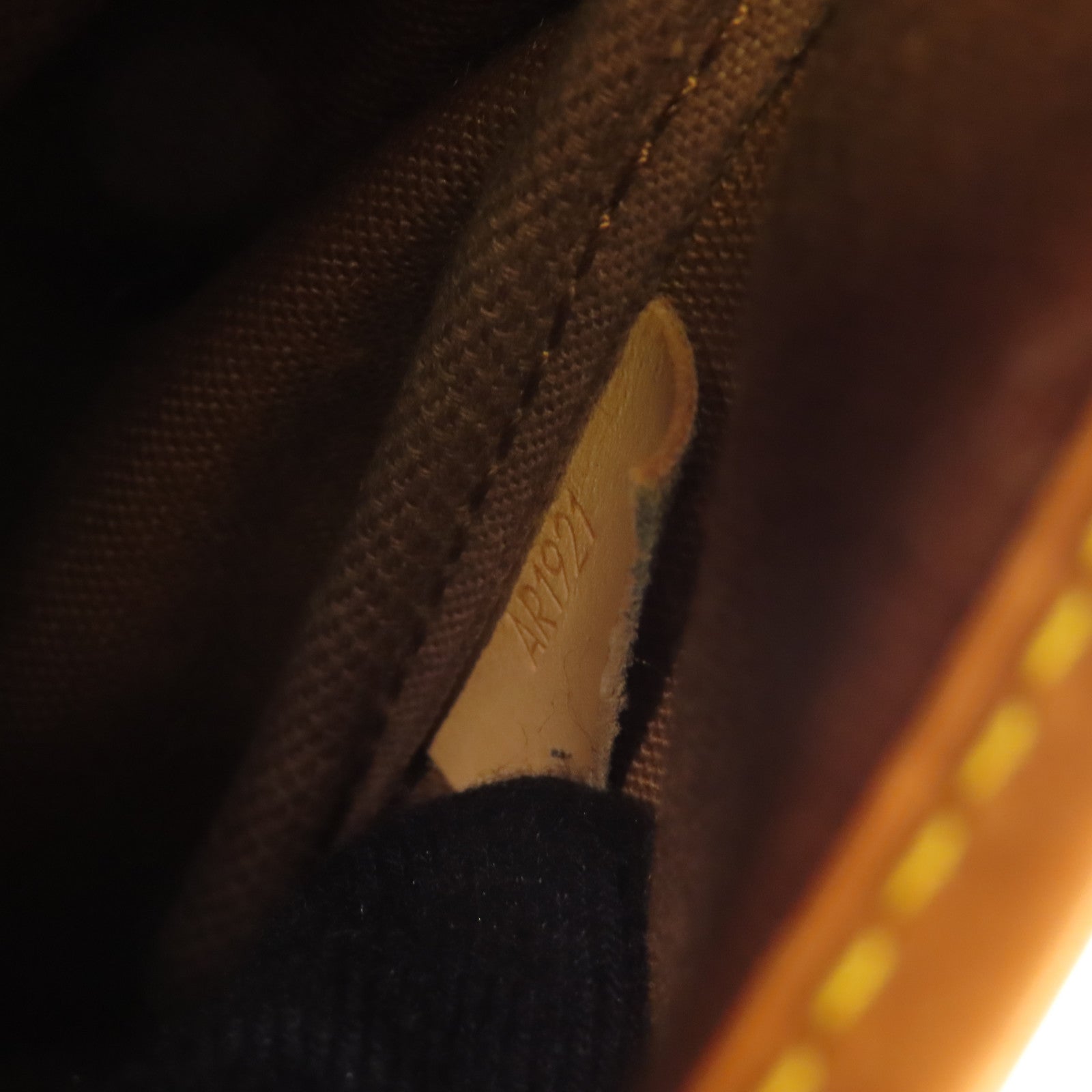 LOUIS VUITTON LV GHW Saumur 35 Crossbody Shoulder Bag M42254 Monogram Brown