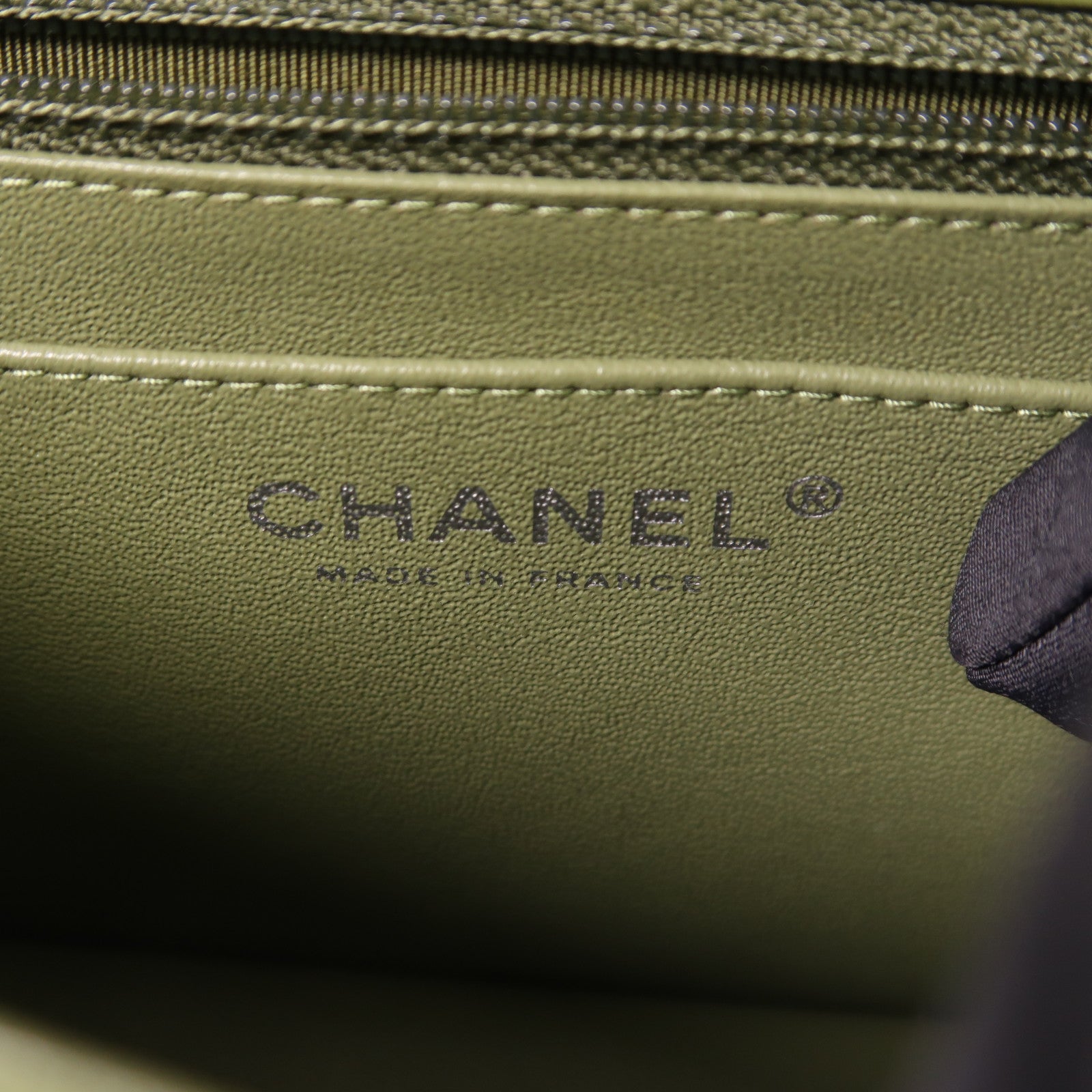 CHANEL【激減優惠】 牛皮皮革Mini Classic 17鏈帶肩背袋