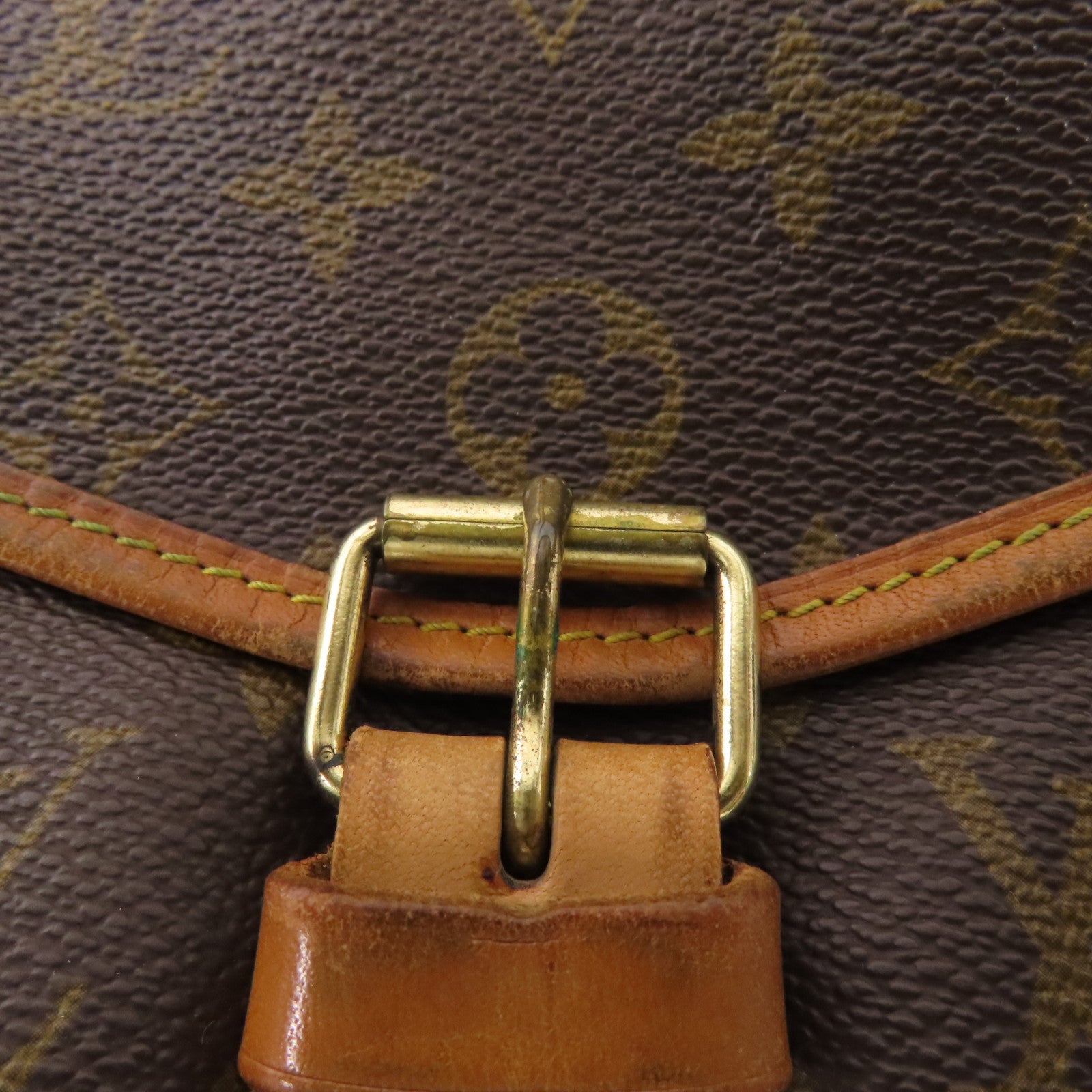 LOUIS VUITTON LV GHW Saumur 35 Crossbody Shoulder Bag M42254 Monogram Brown
