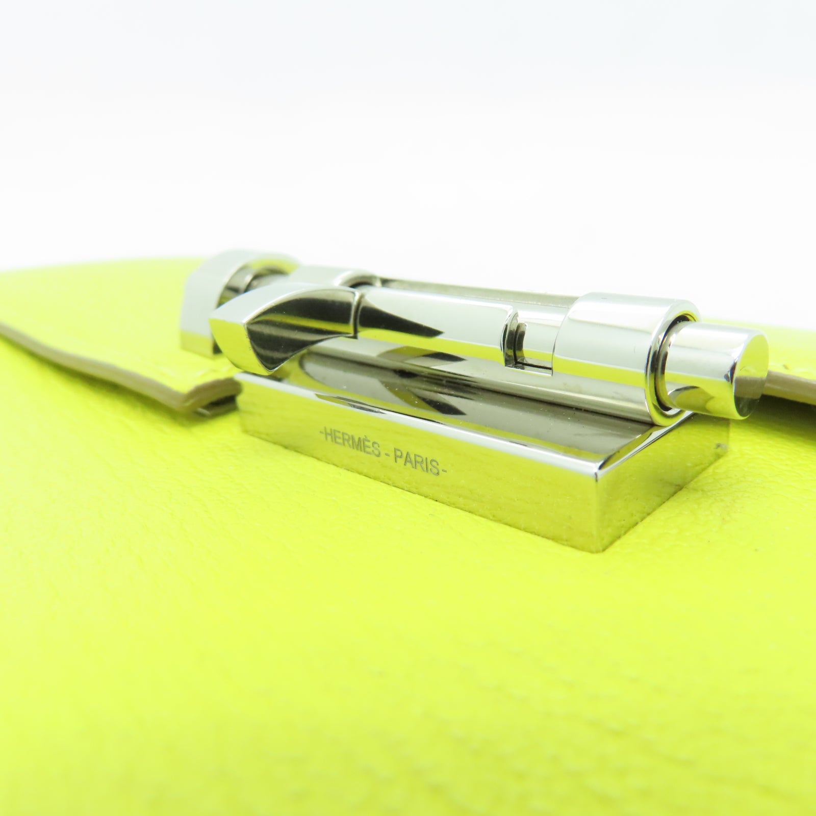 HERMES 【激減優惠】Chevre皮革Verrou Mini銀扣鏈帶肩背袋Lime檸檬黃