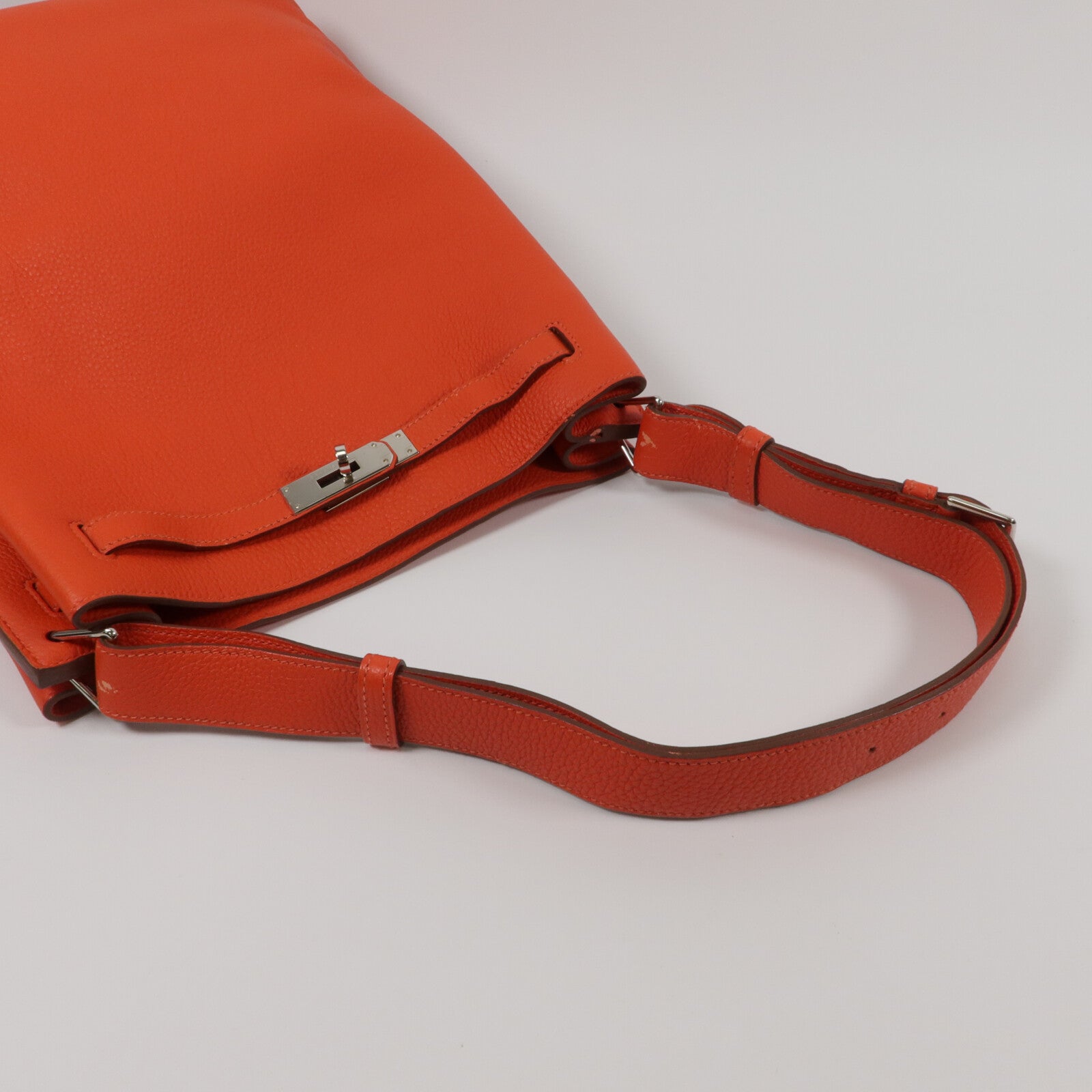 HERMES Togo皮革So Kelly肩背袋Capucine