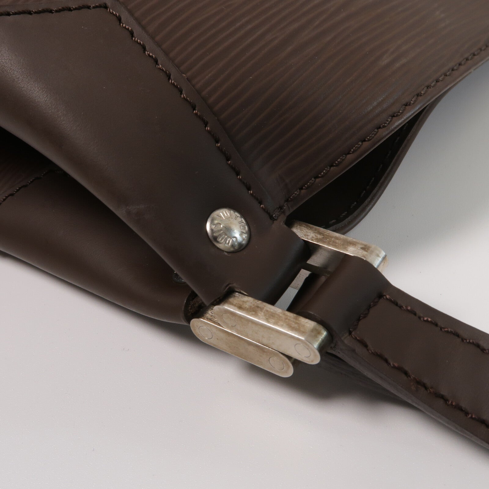 LOUIS VUITTON Epi Mandard MM肩背袋