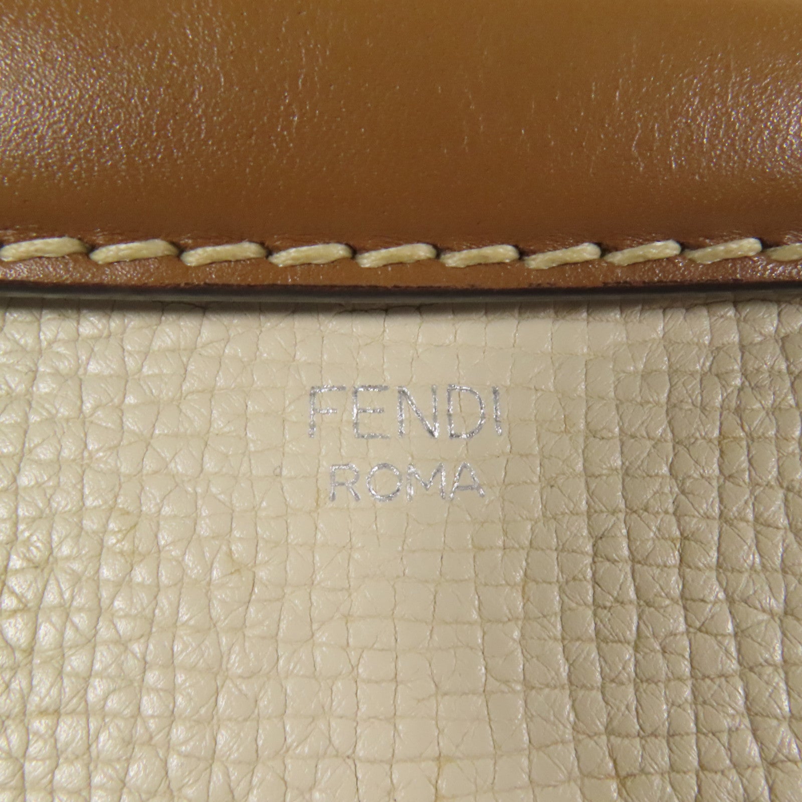 FENDI 牛皮皮革By The Way銀扣肩背袋