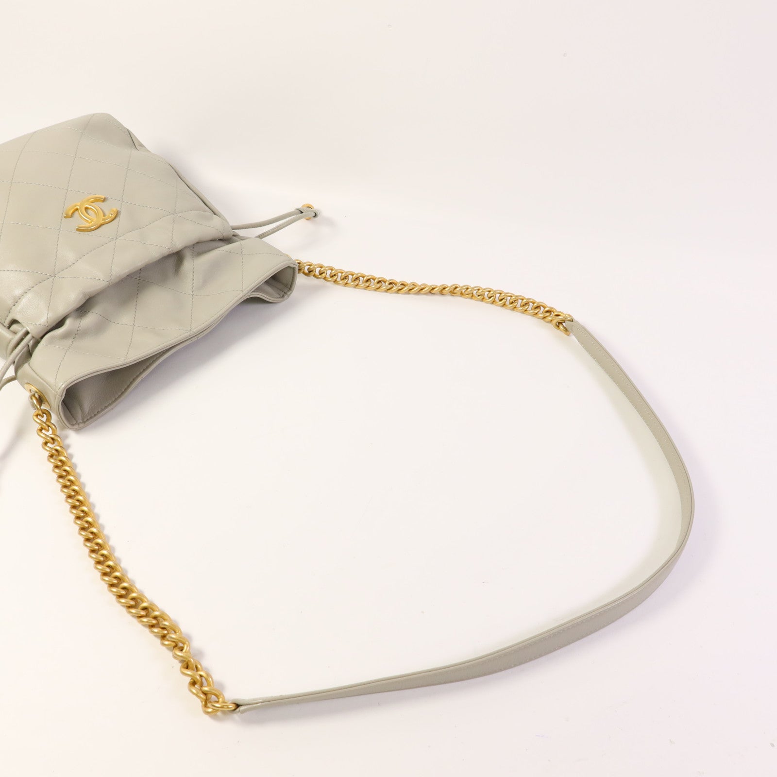 CHANEL 牛皮皮革Shoulder Bag金扣肩背袋