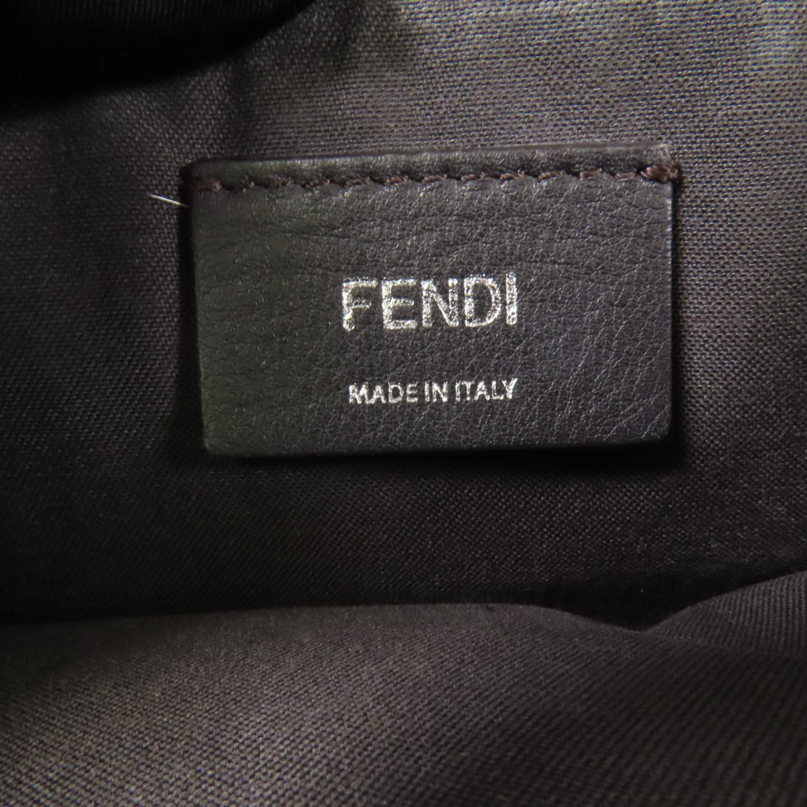 FENDI 牛皮皮革By The Way銀扣肩背袋