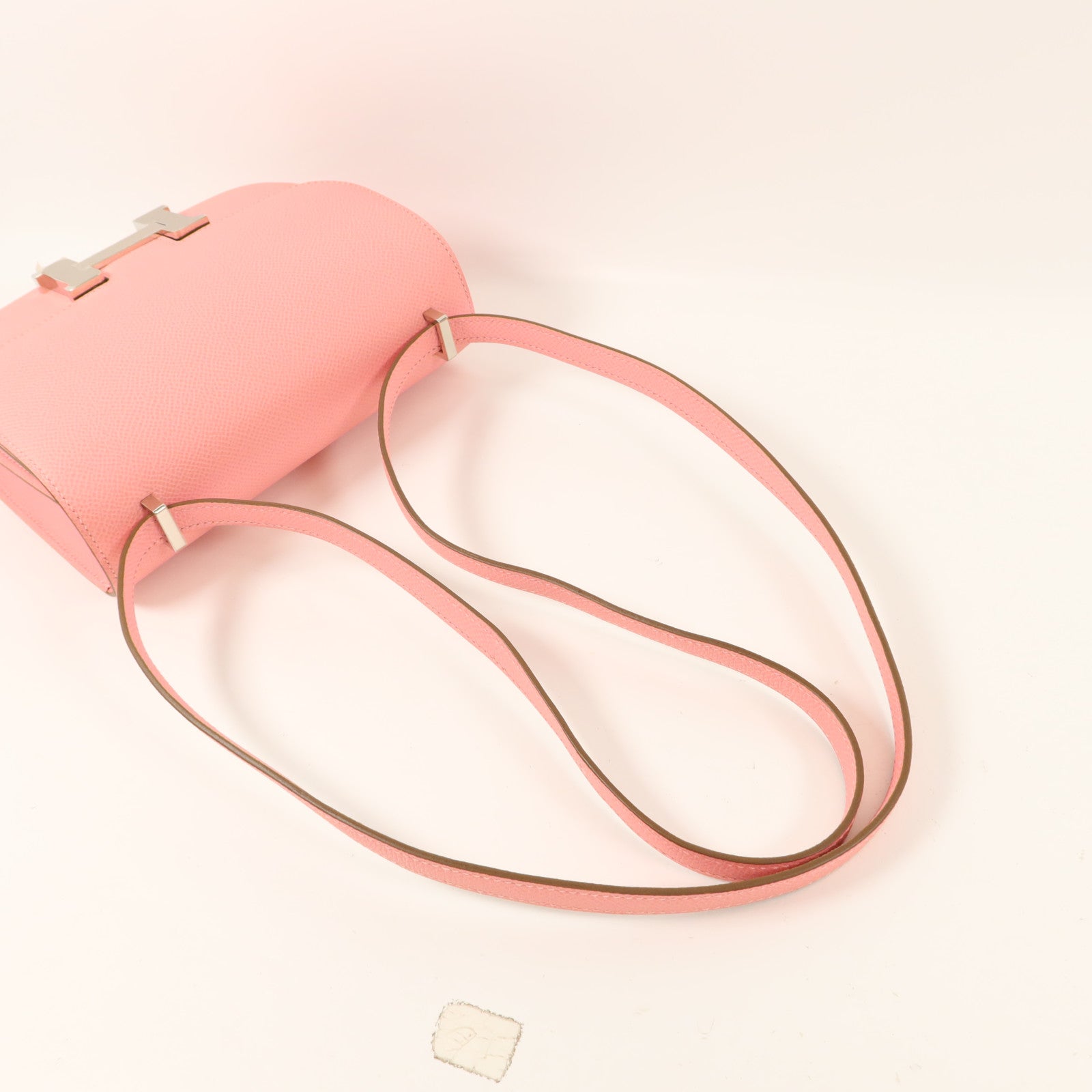 HERMES Epsom皮革Constance Mini肩背袋Rose Confetti