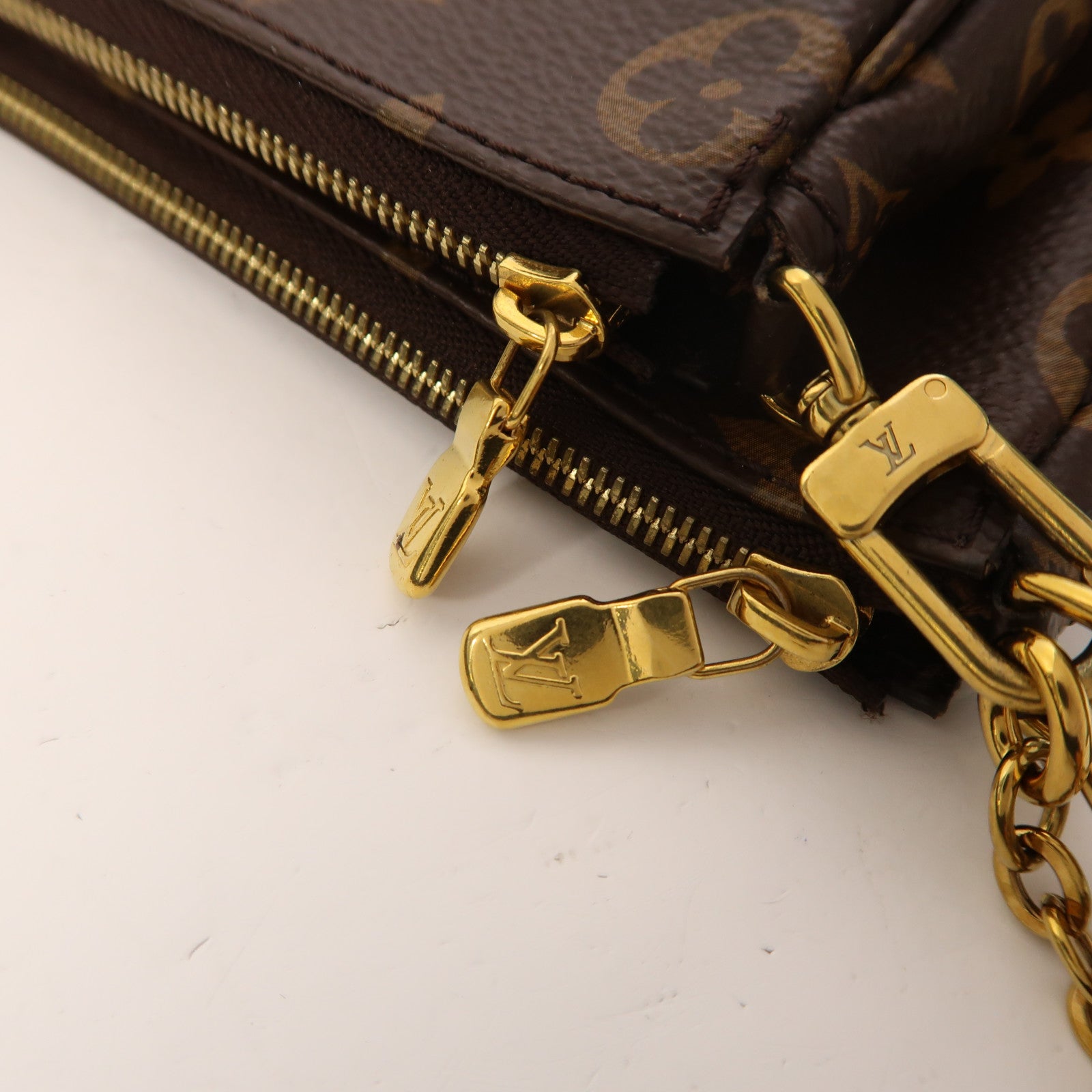 LOUIS VUITTON Monogram Multi Pochette Accessoires金扣肩背袋