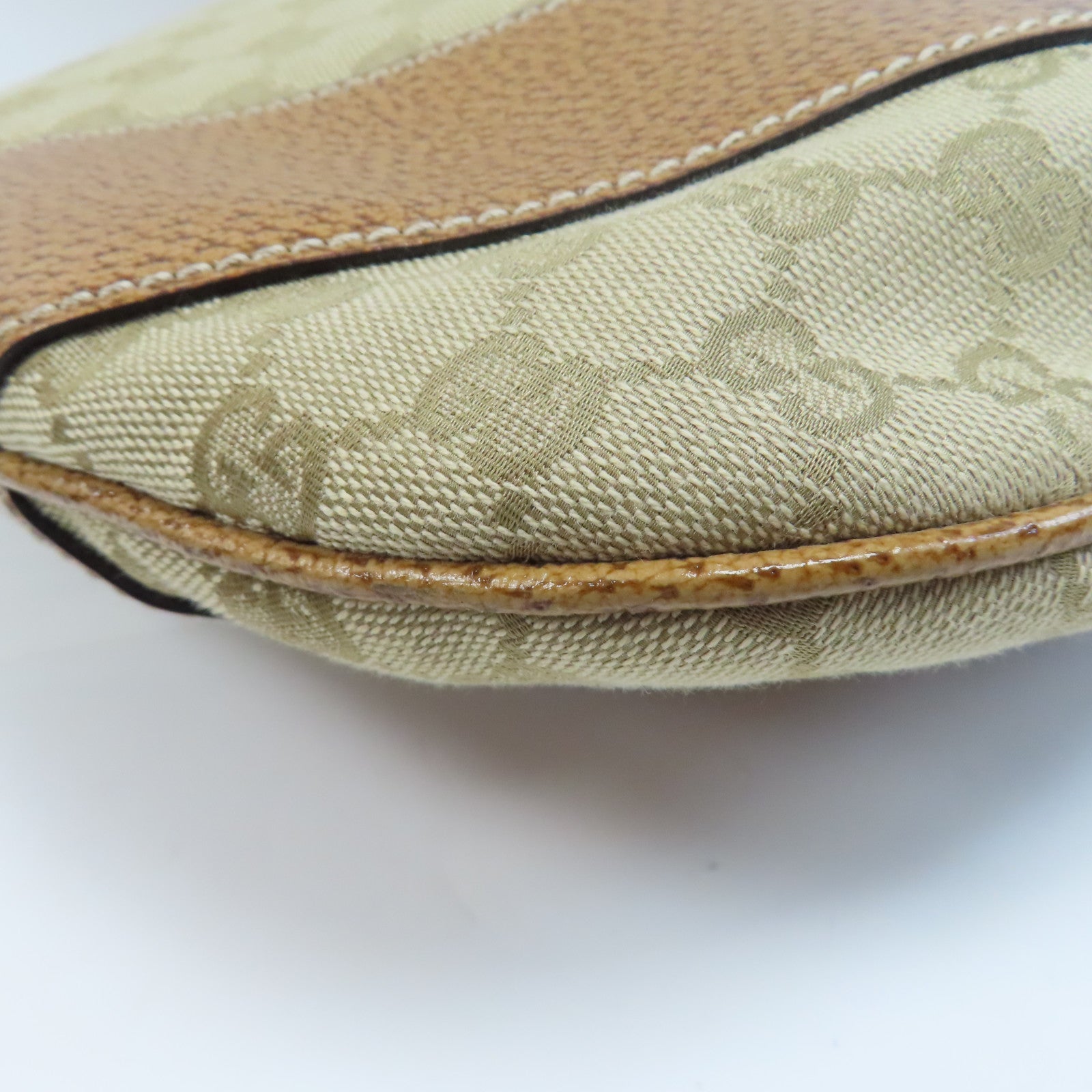 GUCCI 帆布Shoulder Bag銀扣肩背袋米色/啡色