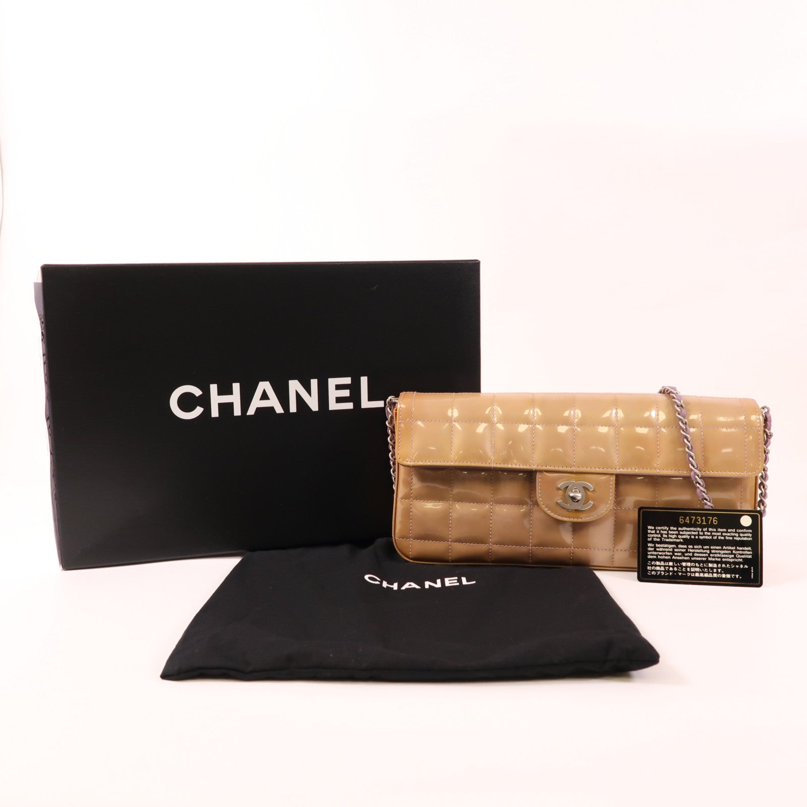 CHANEL 漆皮皮革Chain Shoulder銀扣鏈帶肩背袋